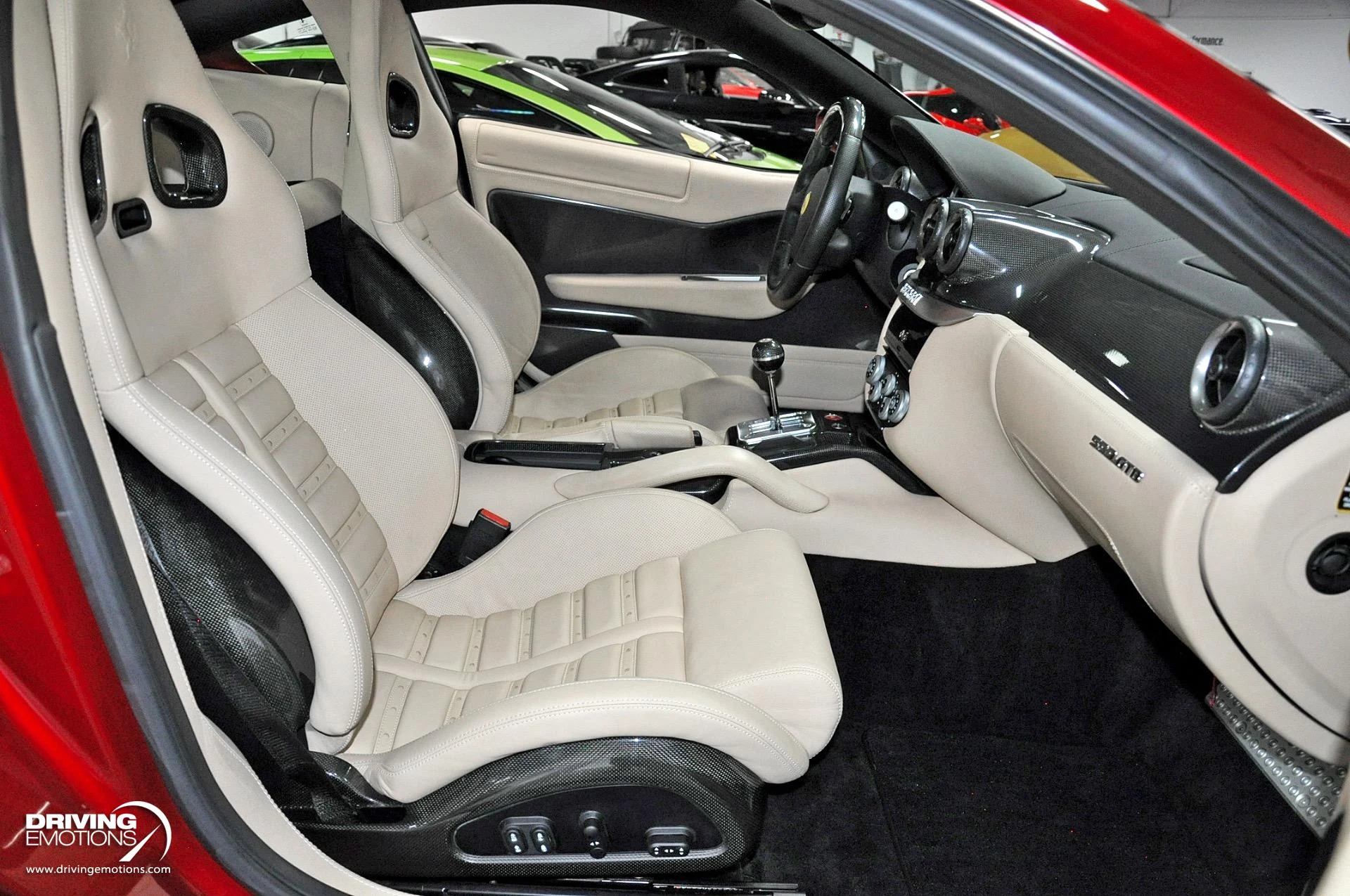 mph115_911402894_867_p116_l_1becdefee6