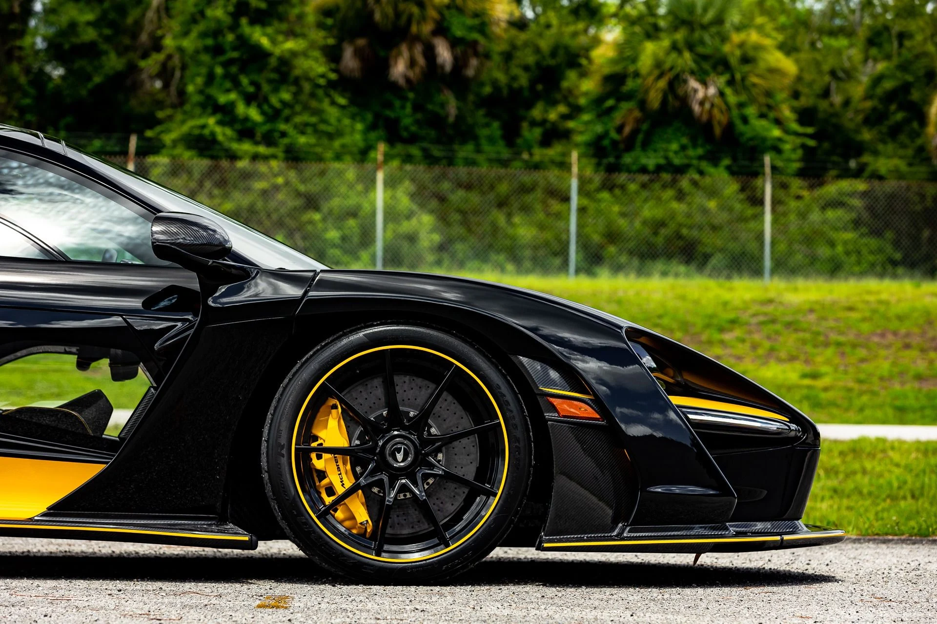 mph116_150732989_131_p117_l_f2fb087984