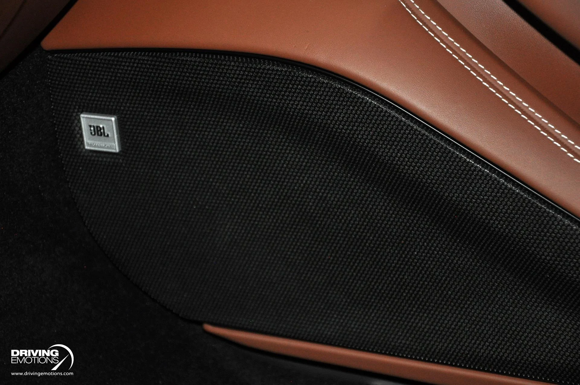 mph116_1596473980_896_p117_l_685ba2befb