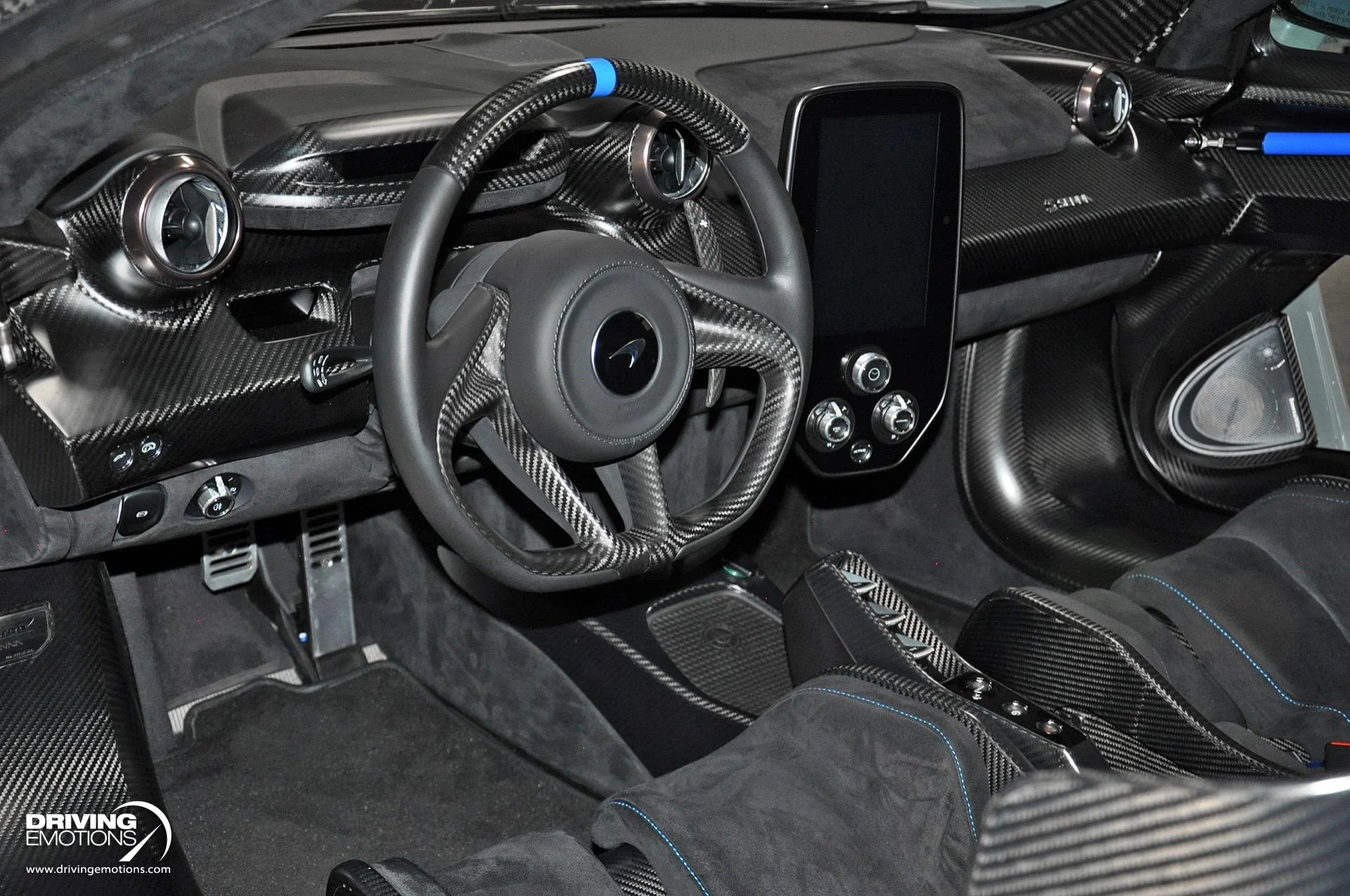 mph116_196299761_683_p117_l_e3737fec37