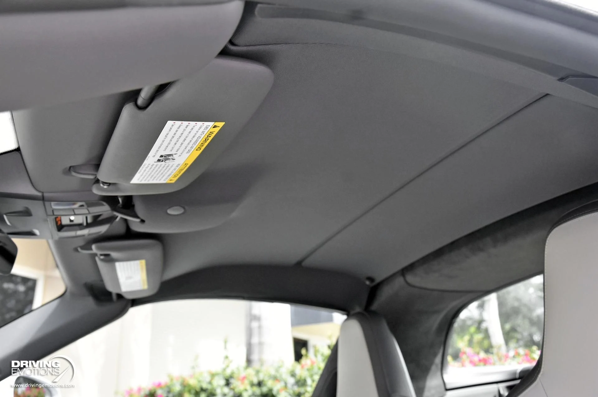 mph116_2244301712_898_p117_l_5e8f80f940