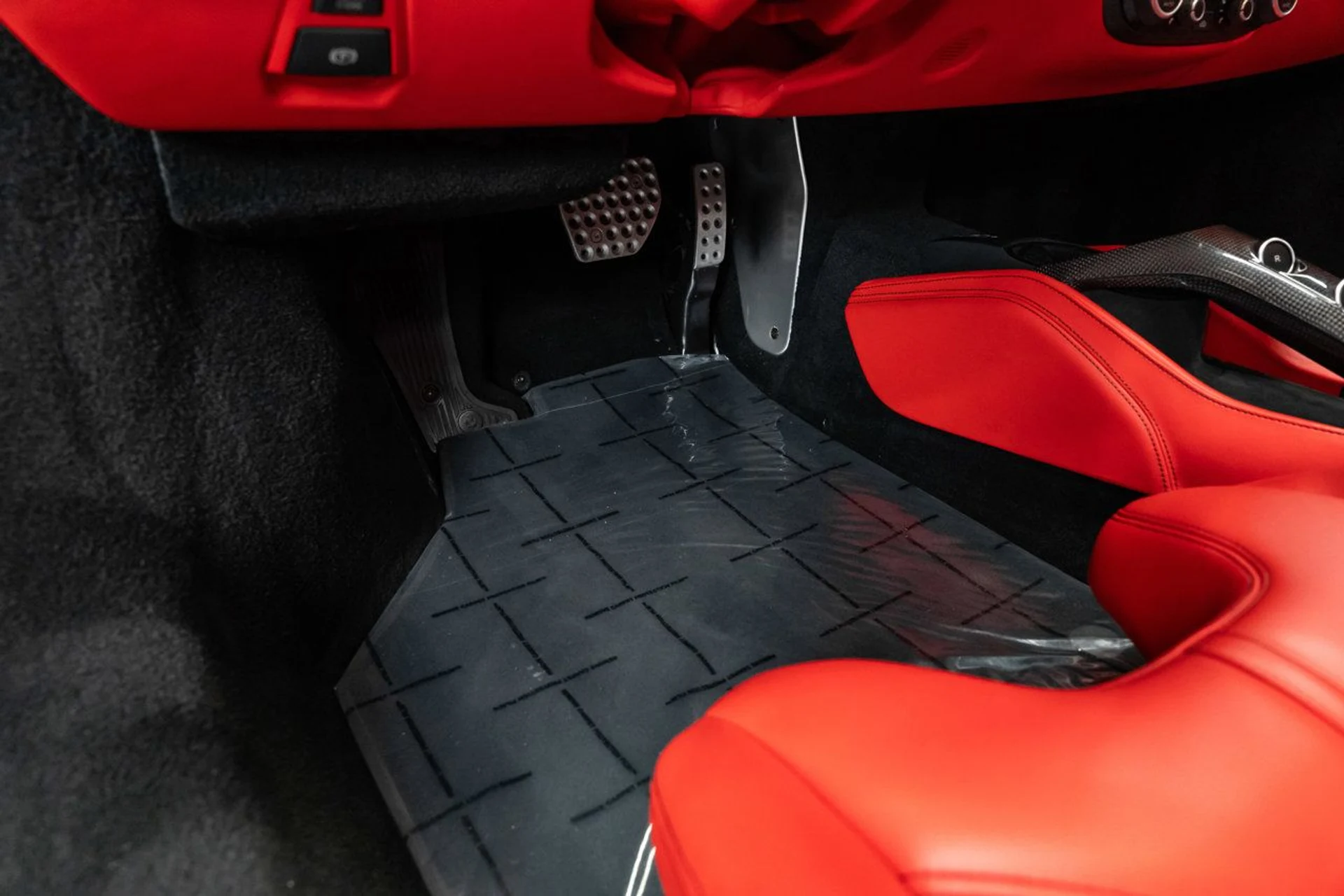 mph116_2434240370_ferrari_488_gtb_2018_66bf88eb45