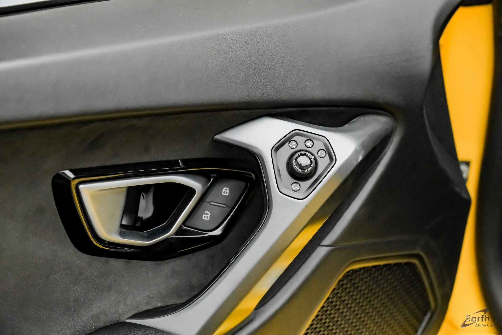 mph116_3972405710_d2851b6a34a87cbabee27cc0e37ef300x_db1c174c76