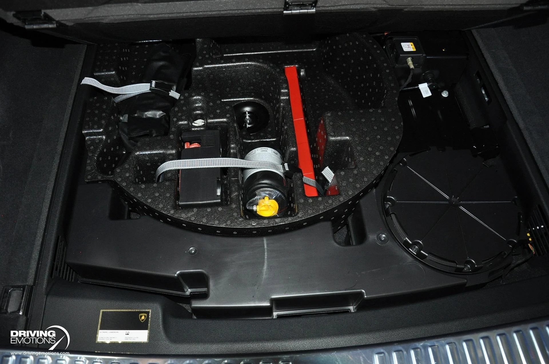 mph116_4283663081_801_p117_l_f8779d08f1