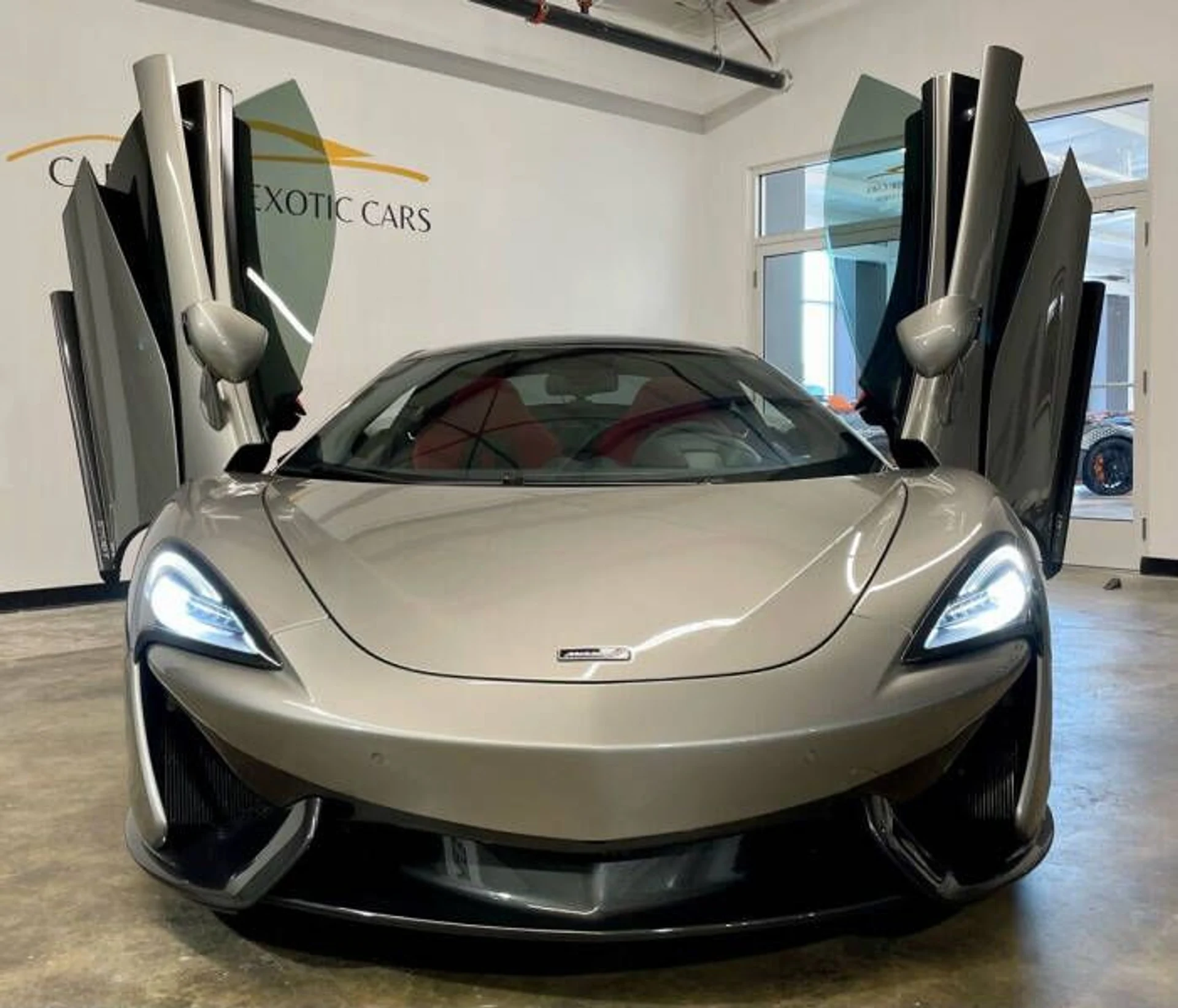 mph117_1204728659_2017_mclaren_570gt_base_2dr_coupe_369552e55a