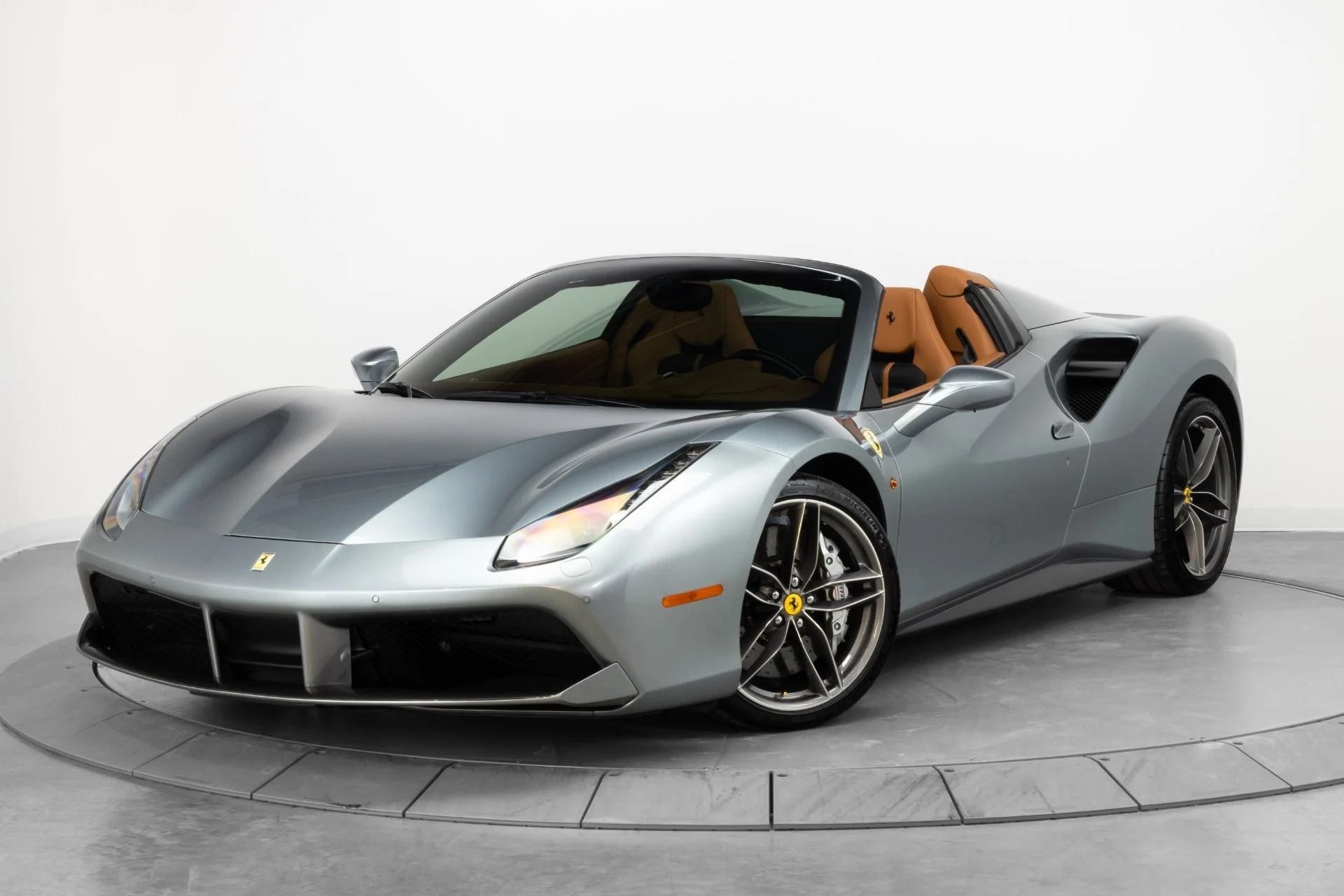 mph117_1342523575_Used_2017_Ferrari_488_Spider_1784830177_4461b6398e