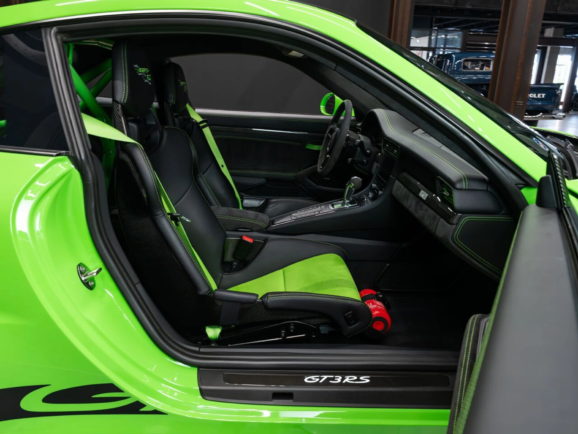 mph117_1764065477_porsche_911_2019_325ba1490e