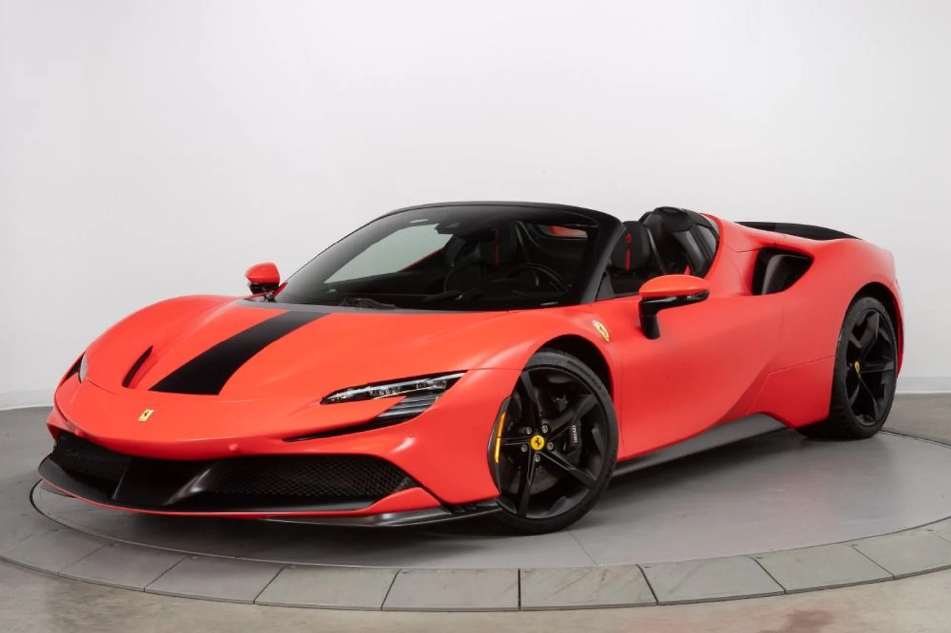 mph117_1783816805_Used_2022_Ferrari_SF_90_Spider_ffb641ceae