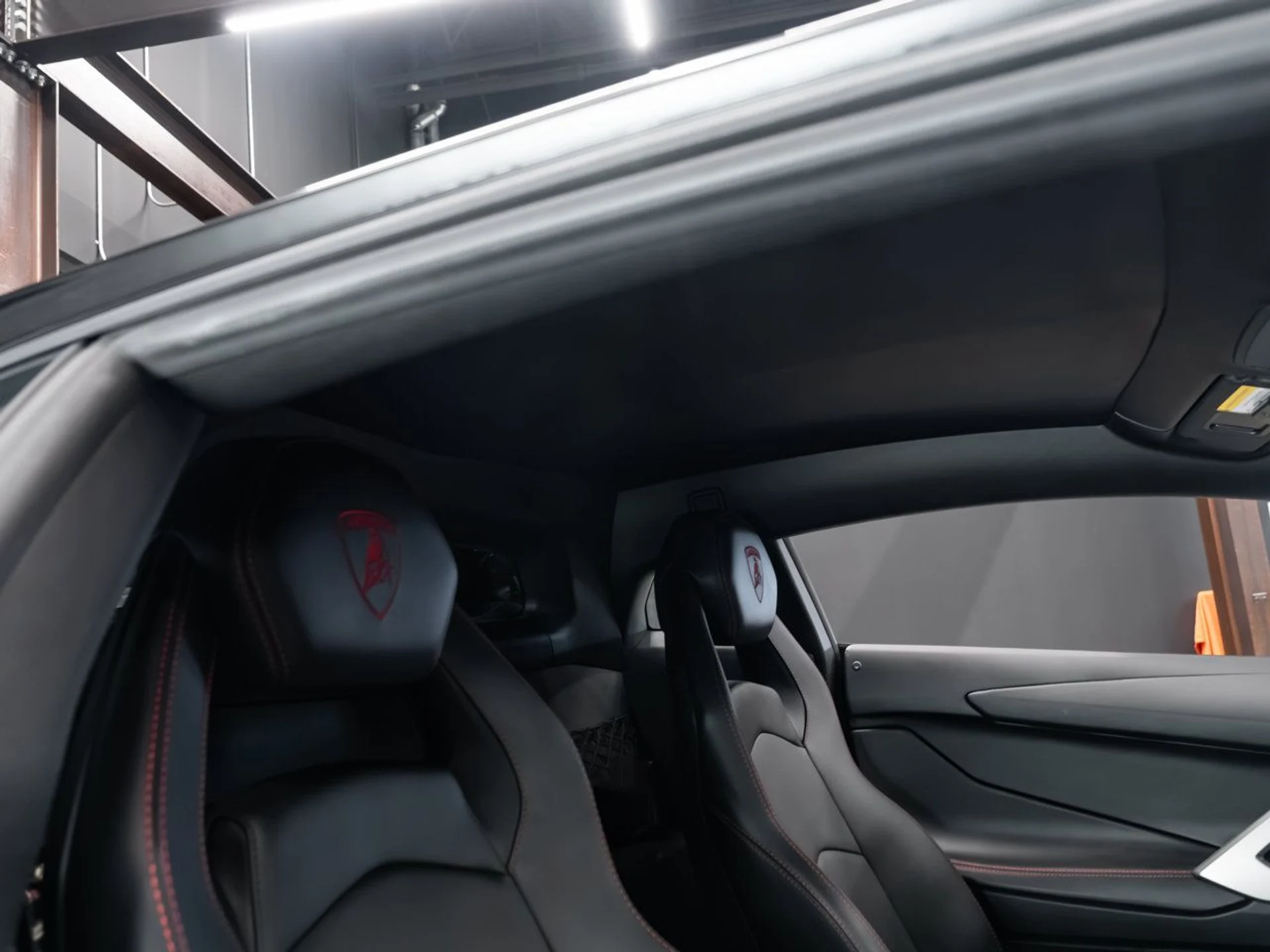 mph117_2147737582_lamborghini_aventador_2017_b607b1661d