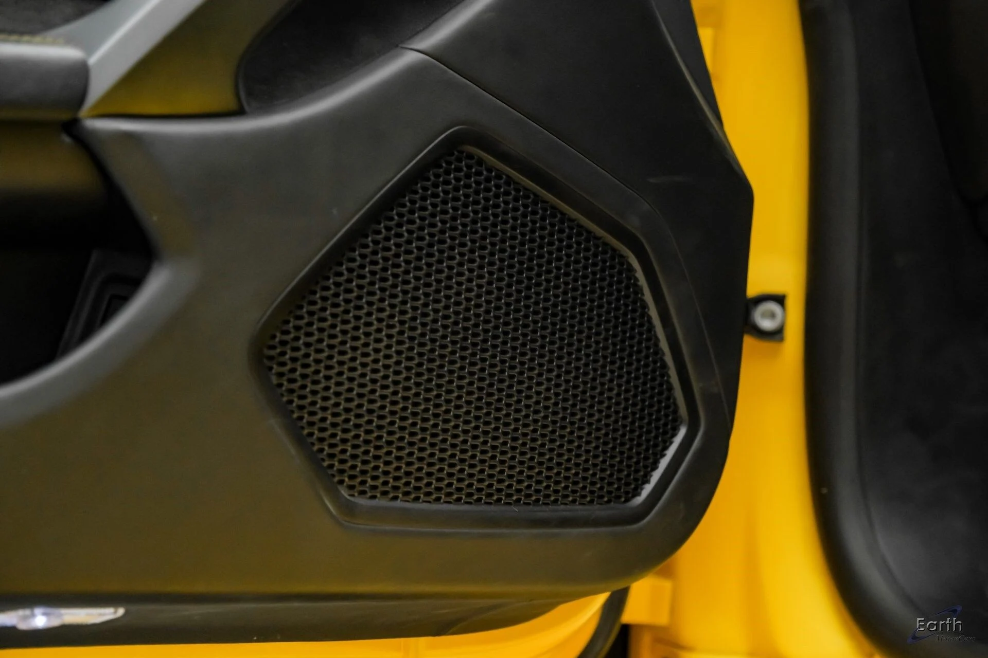 mph117_3348756225_161764b5148e46986968dd948c93dc2ax_36a144ee4f