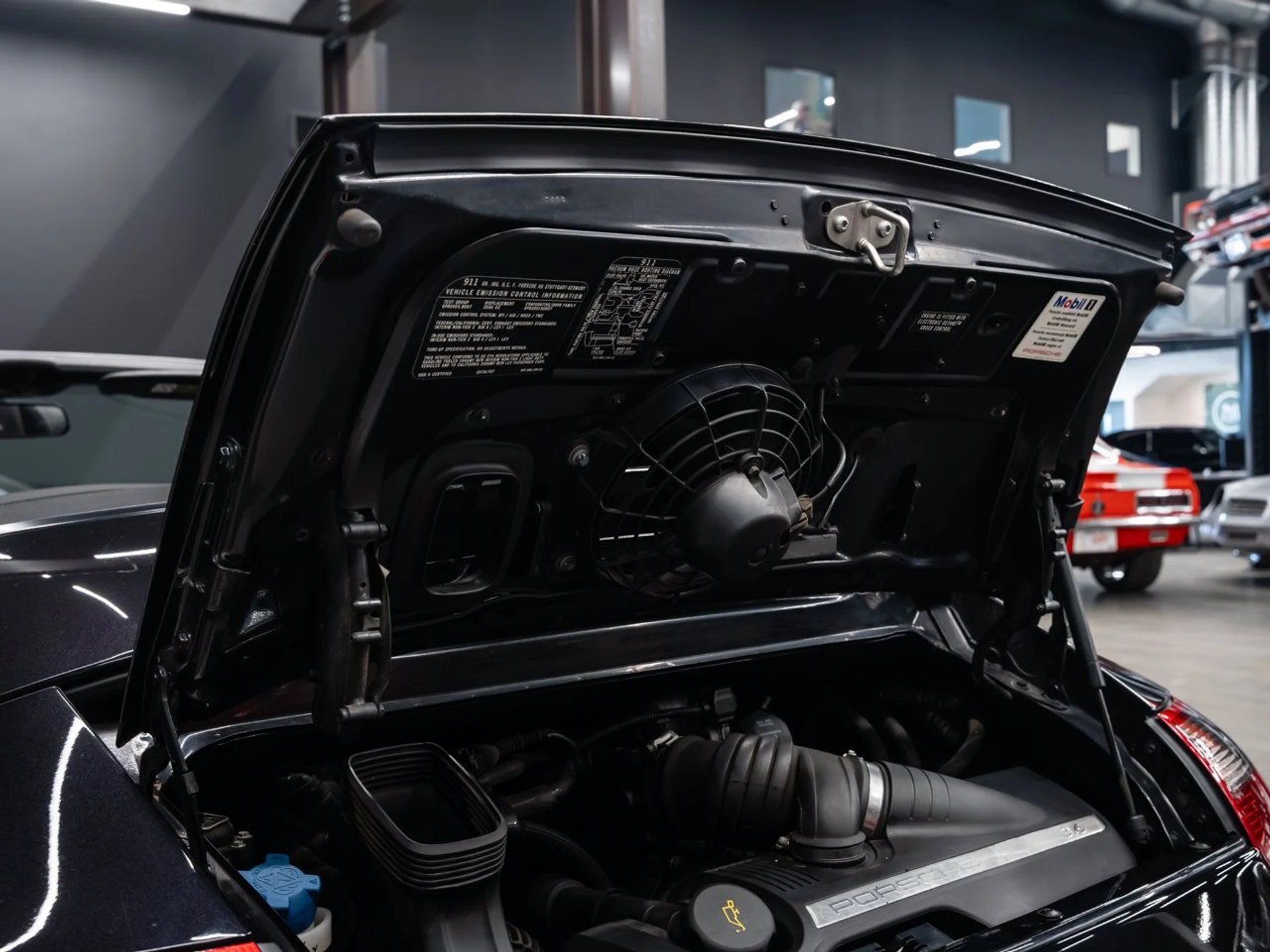mph117_3456648858_porsche_911_2006_34540efbd5