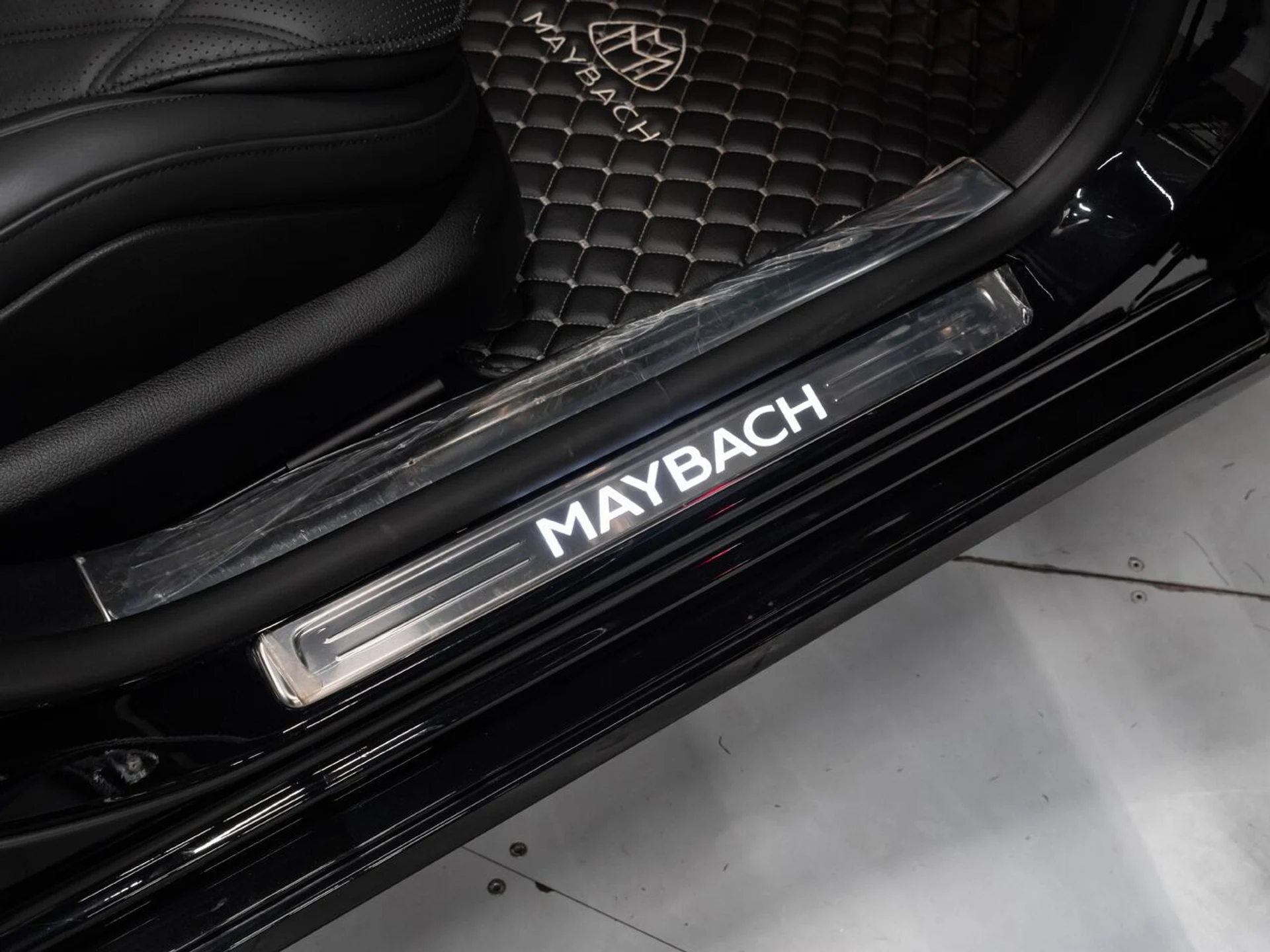 mph117_3995600081_mercedes_benz_s_class_2023_467ac10f40