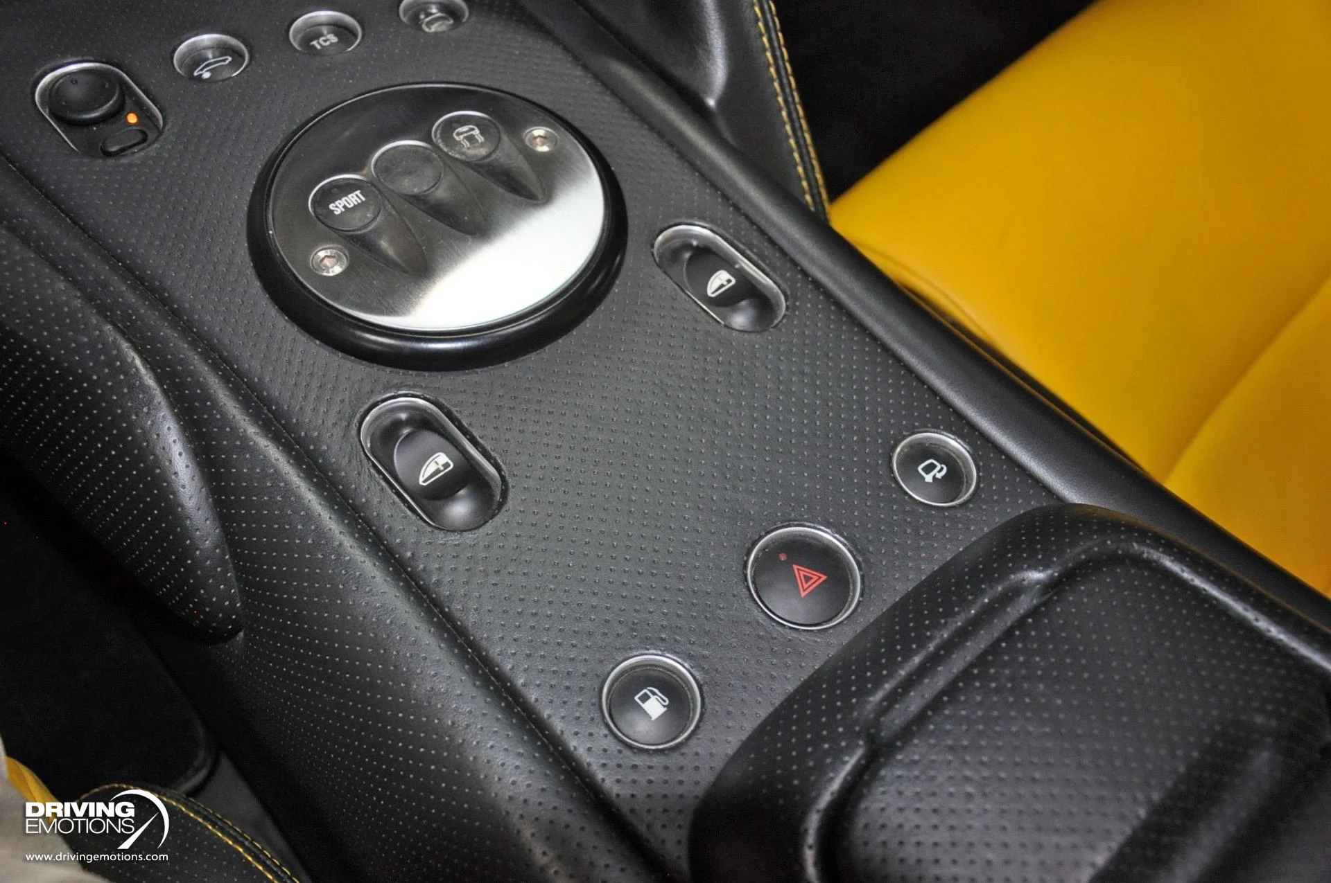 mph117_405566226_862_p118_l_ab85a9d32b