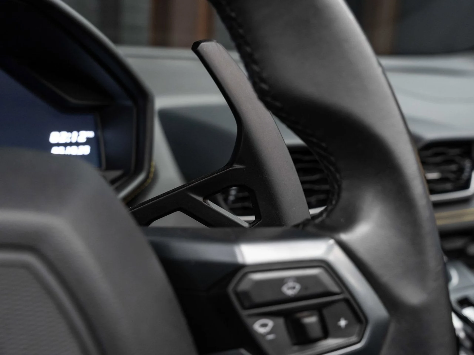 mph117_4253751753_lamborghini_huracan_2017_f612ea19ad