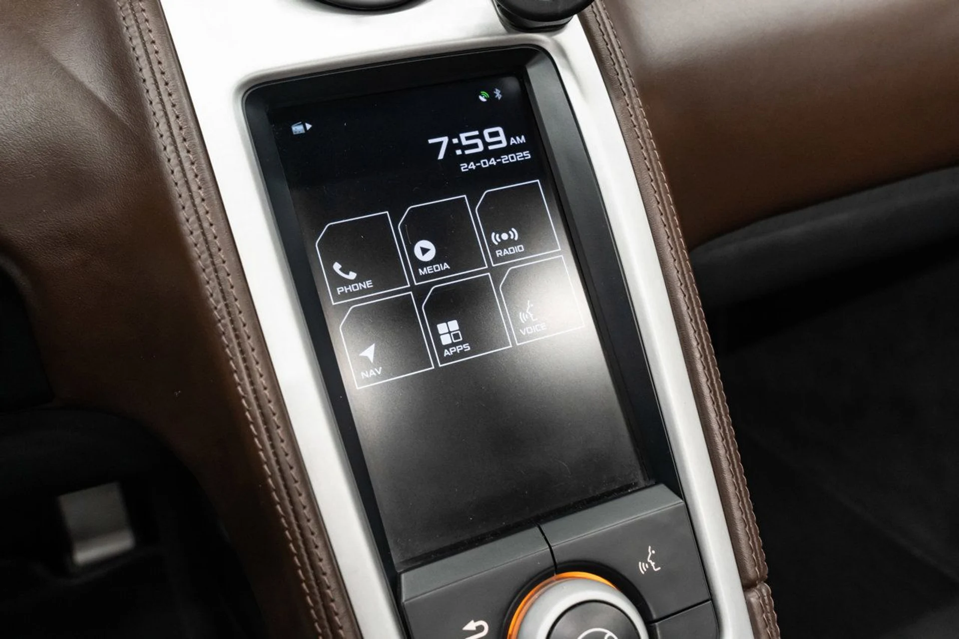 mph117_832490442_mclaren_mp4_12c_2014_45adefeb30