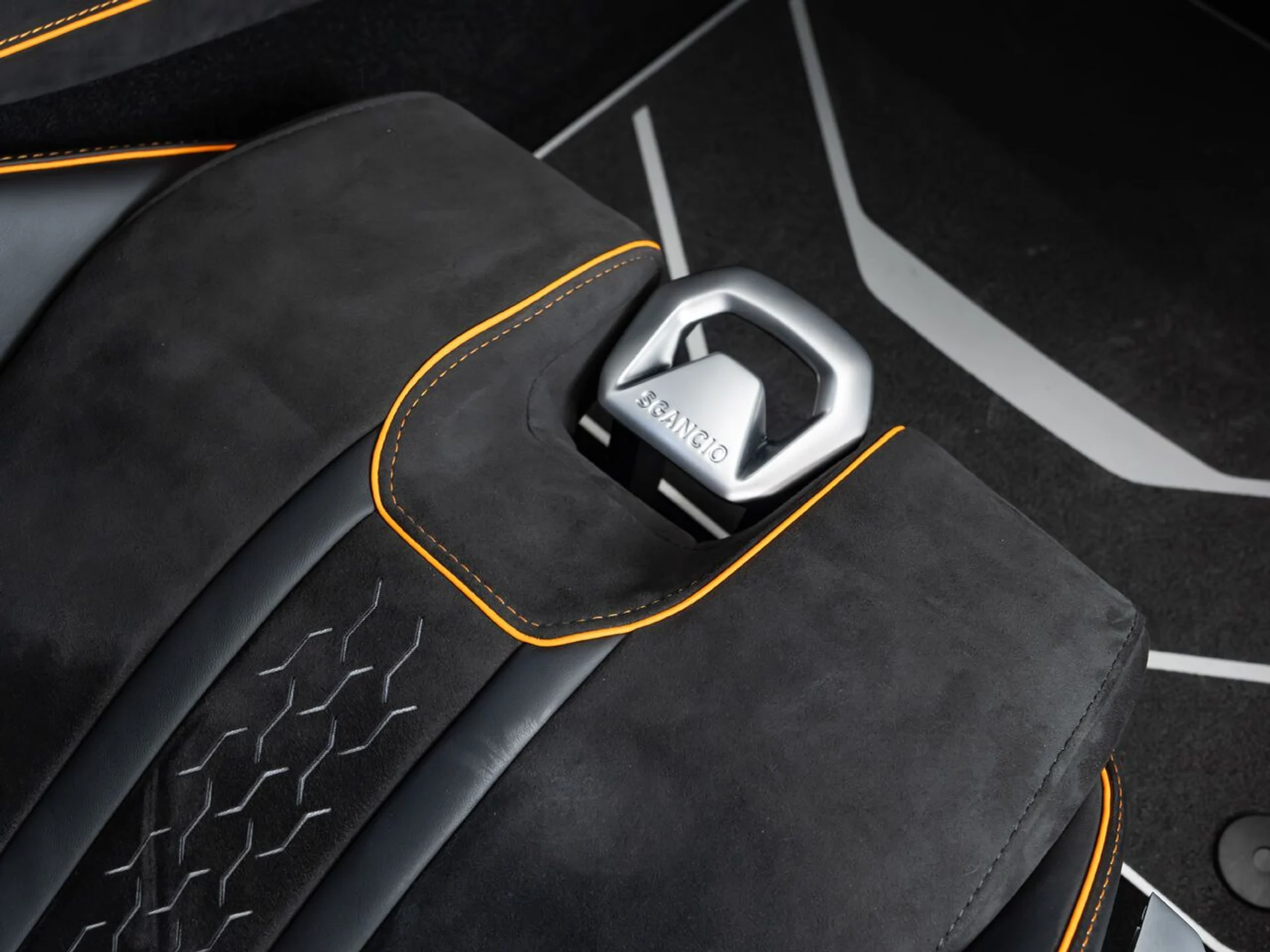 mph118_1848740414_lamborghini_huracan_2023_264085de76