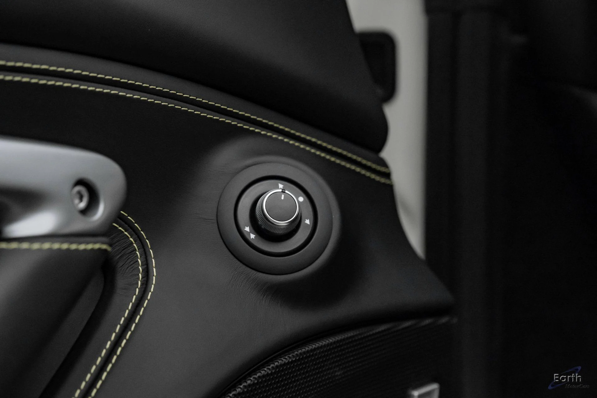 mph118_2736164503_06104c2a89bf8343c269fb22399c5279x_c7c550d72a