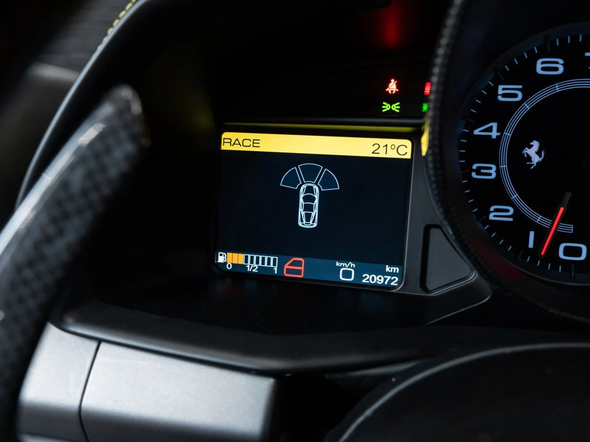 mph118_2914106159_ferrari_458_italia_2015_2c0f0f2dca