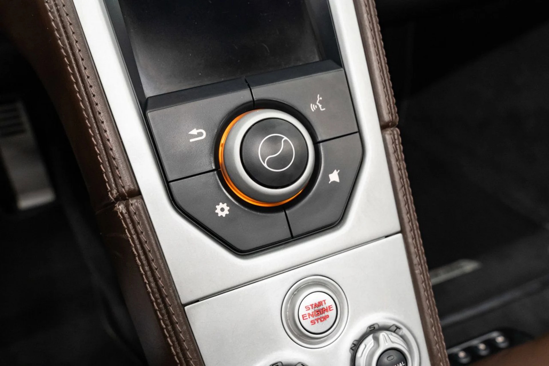 mph118_3712162219_mclaren_mp4_12c_2014_69444cf989