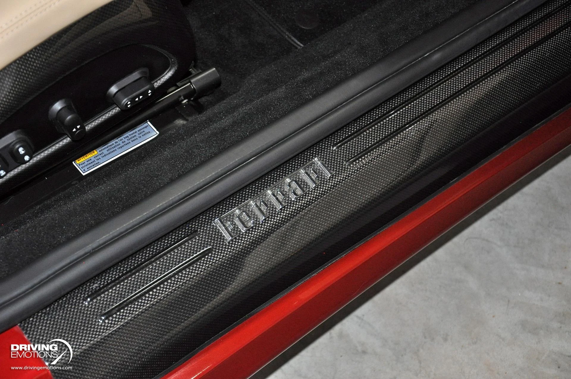 mph118_3812179932_867_p119_l_9a3232aeba