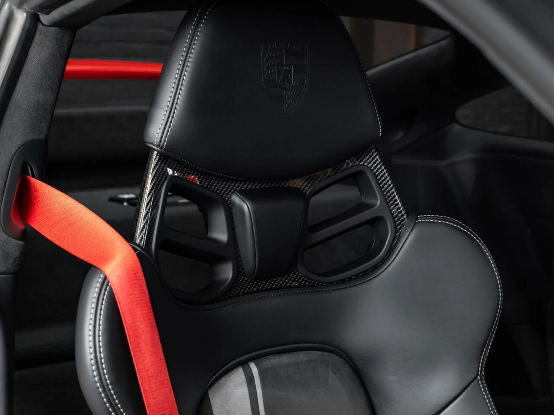 mph118_4036157775_porsche_911_2018_c4e16cb48f