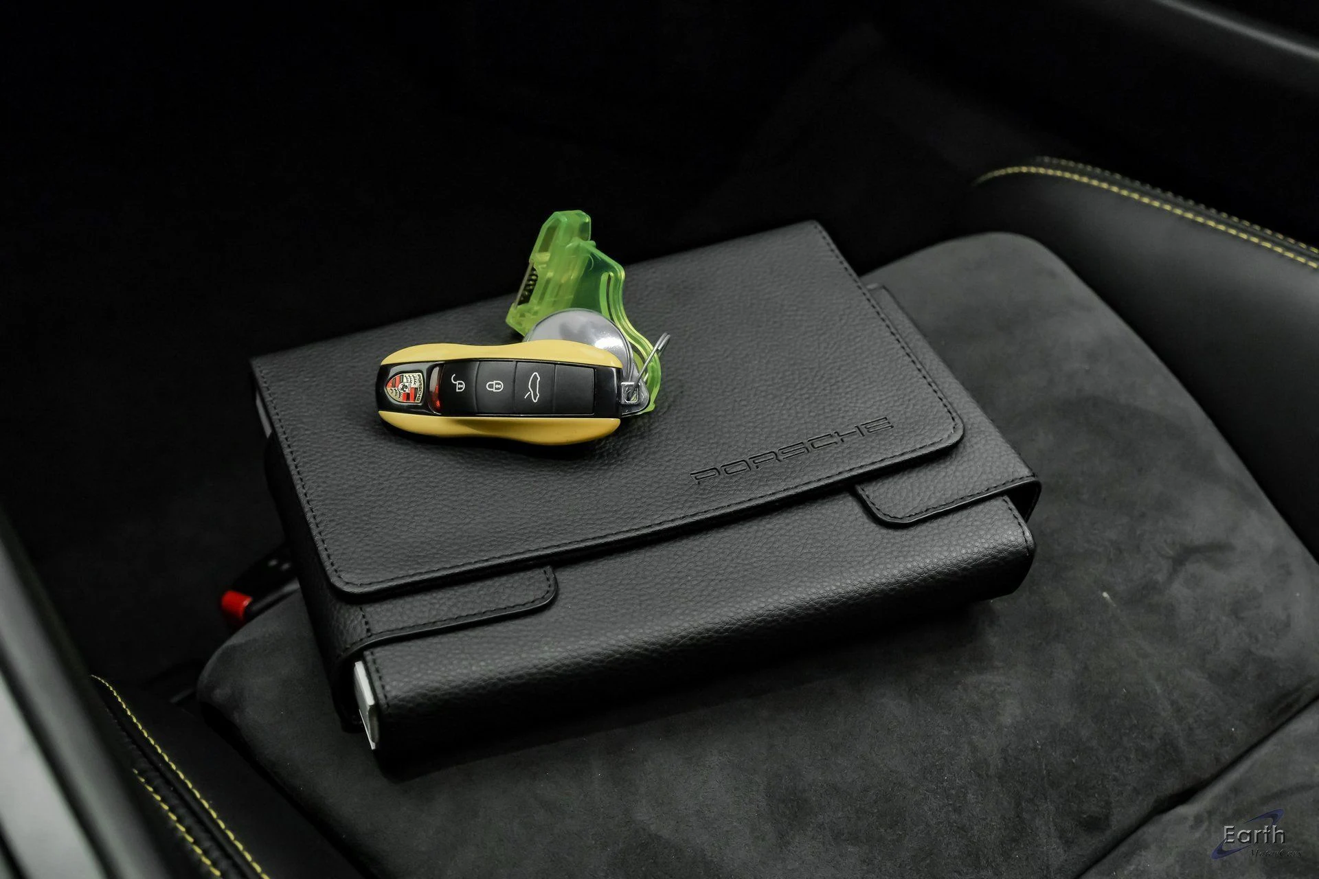 mph118_566959232_4b941ea29db0c95aba1bc67adf553fbex_7a0294ad34