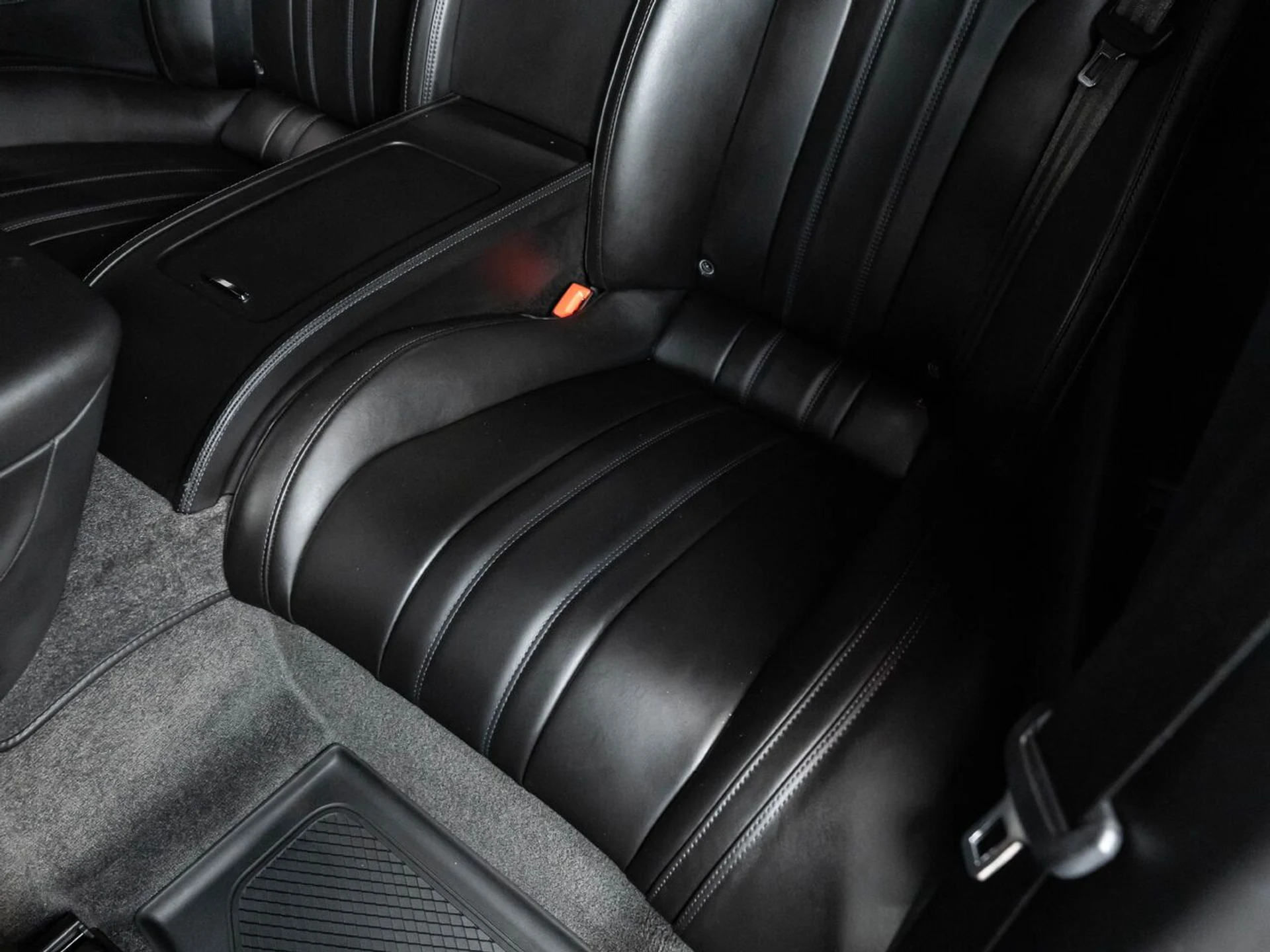 mph118_691453228_bentley_continental_2022_ddaa3eda0e