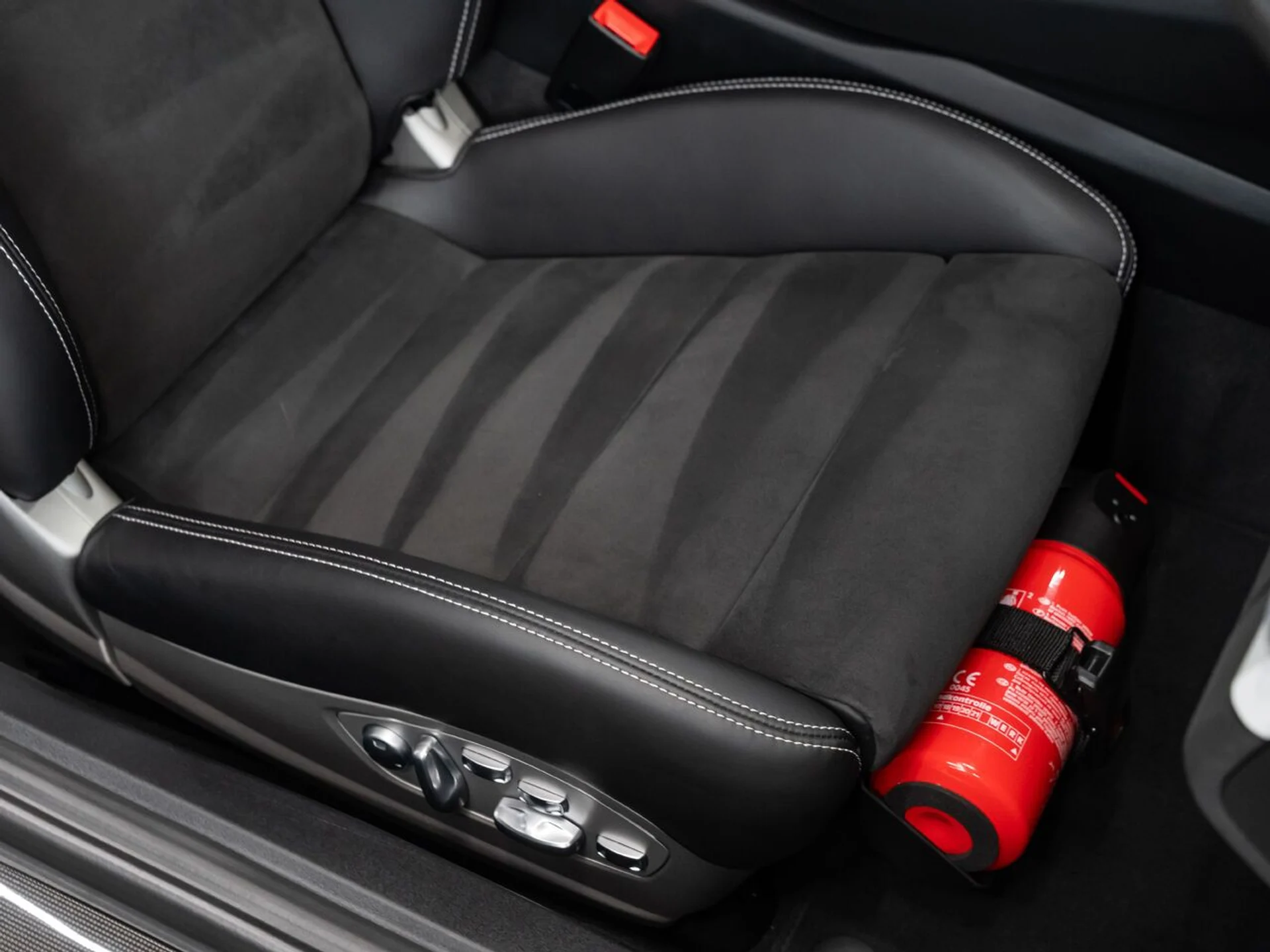 mph119_1262984843_porsche_911_2019_55d914ffd7
