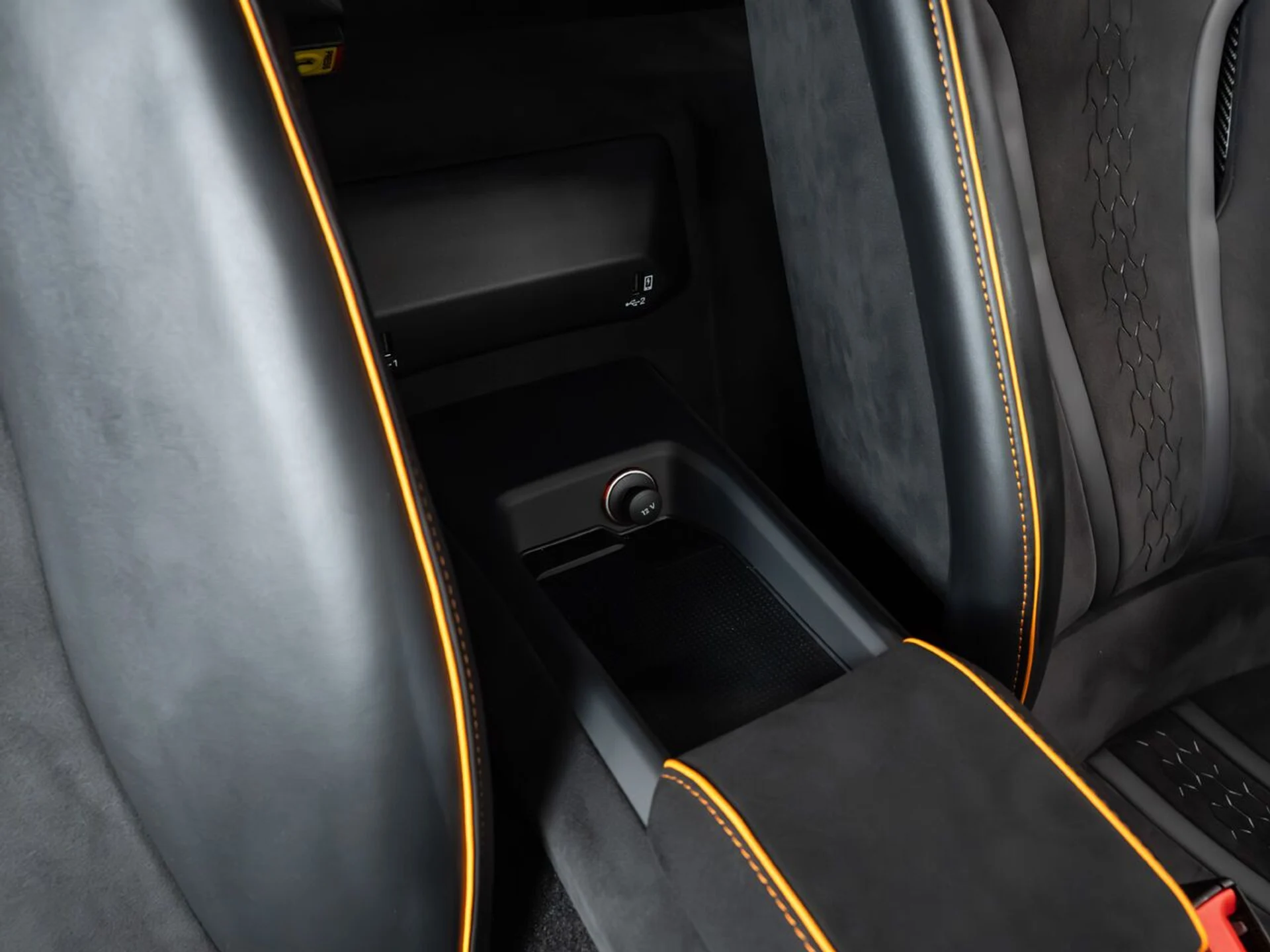 mph119_2376774658_lamborghini_huracan_2023_73838b11ca