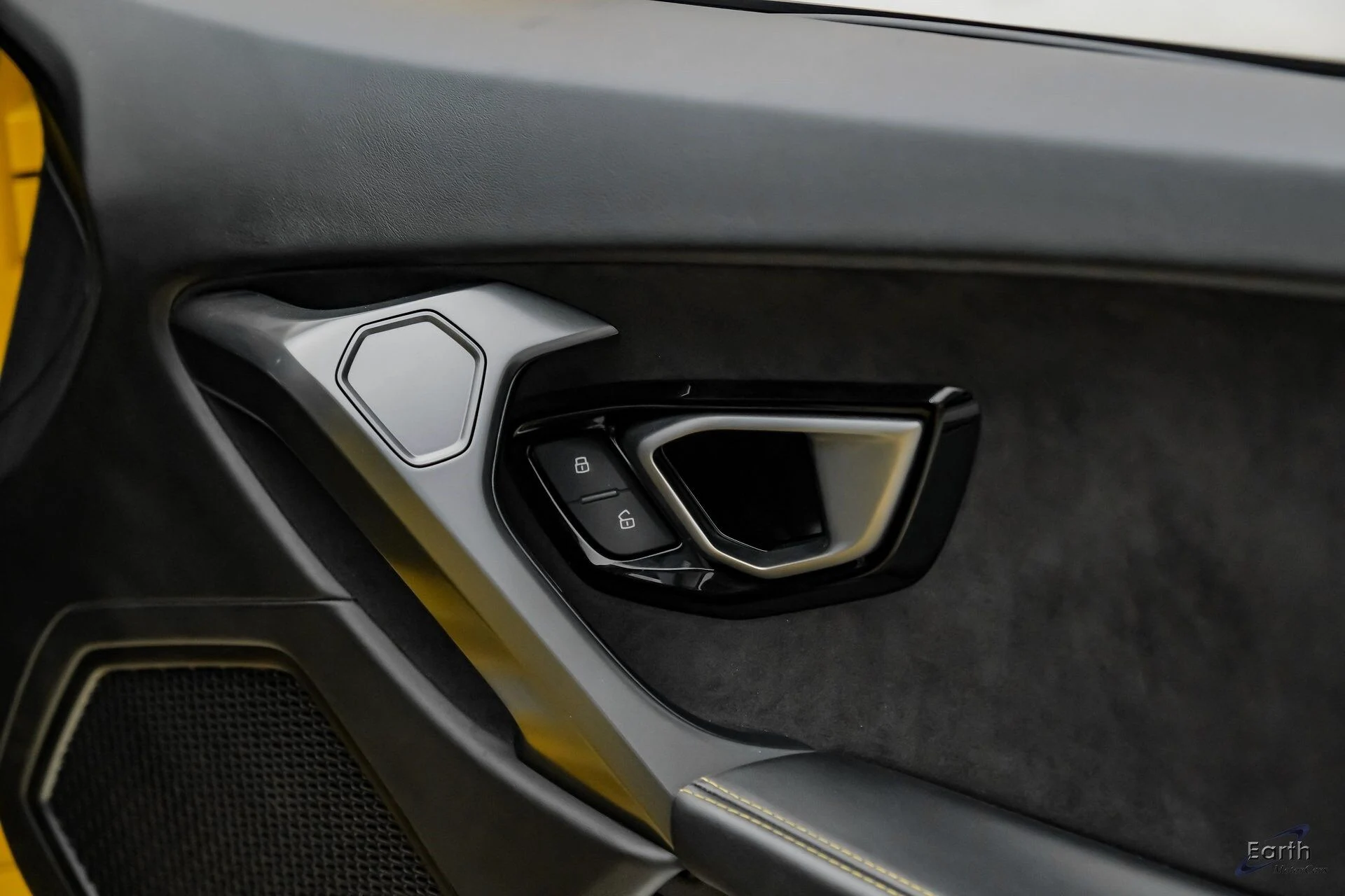 mph119_2491308196_e39bcee910fa125c1bea3a2131537ff9x_a27b56ff6d