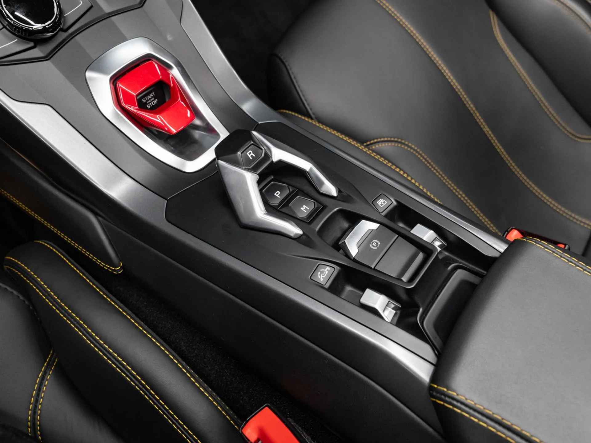 mph119_268105163_lamborghini_huracan_2017_56dcbadc81