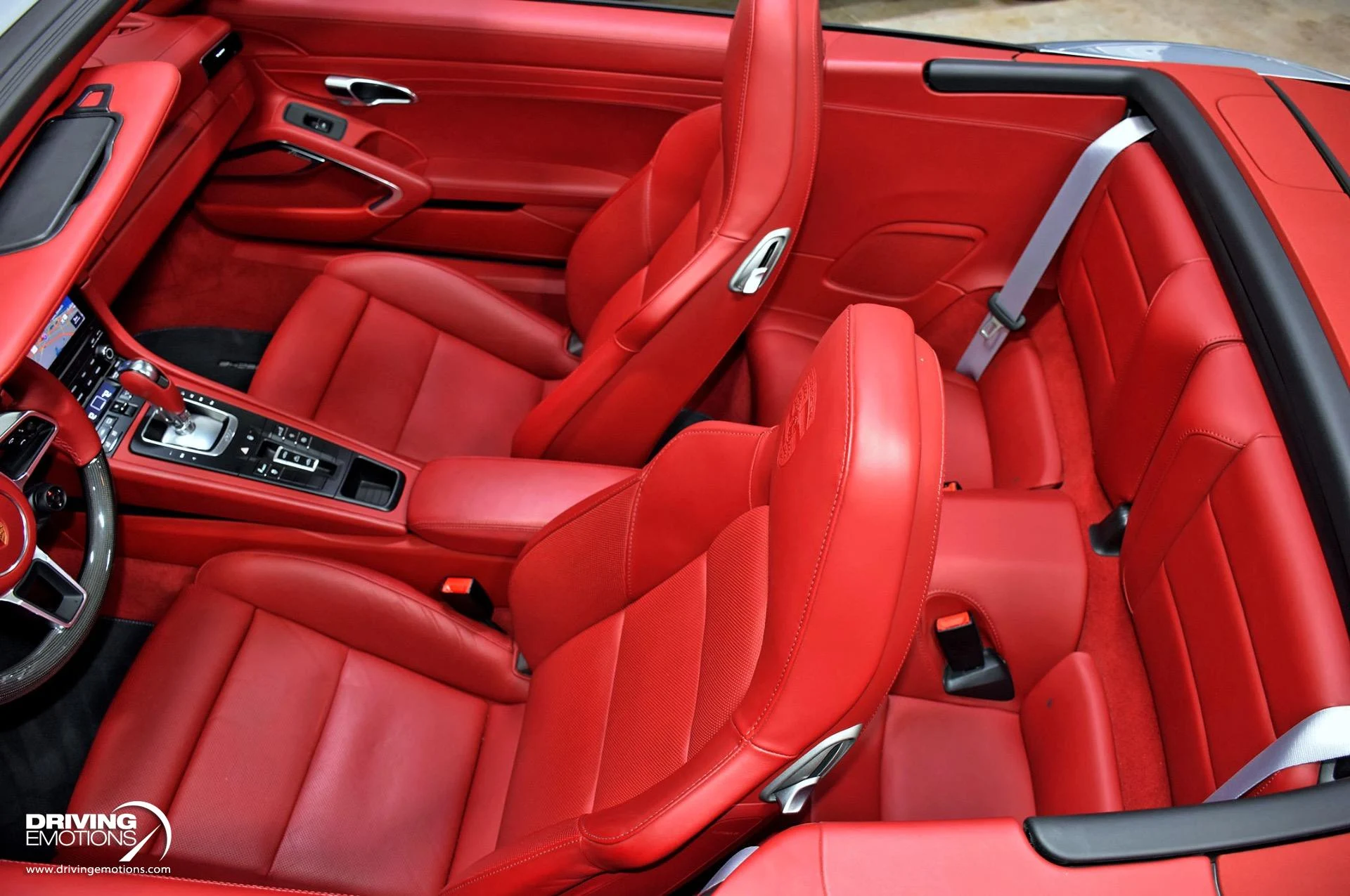 mph119_4053067528_866_p120_l_f299bb91a4