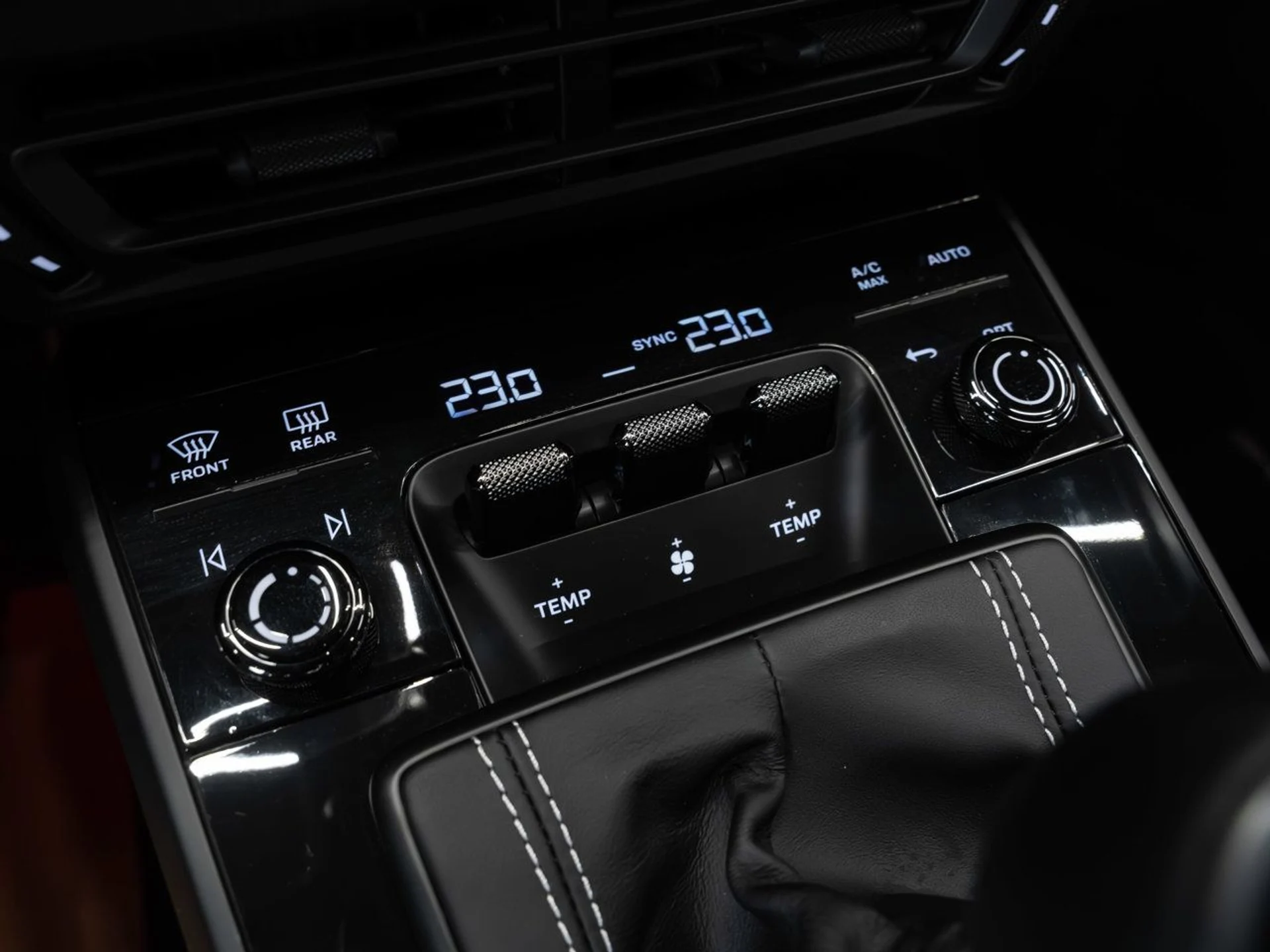 mph119_673009359_porsche_911_2022_e91cd4560a