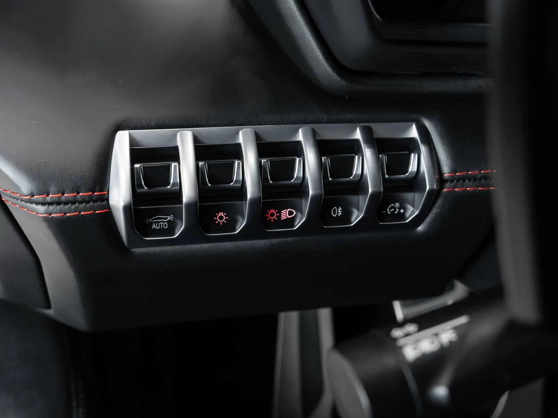 mph120_2461589721_lamborghini_aventador_2017_b8224577b0