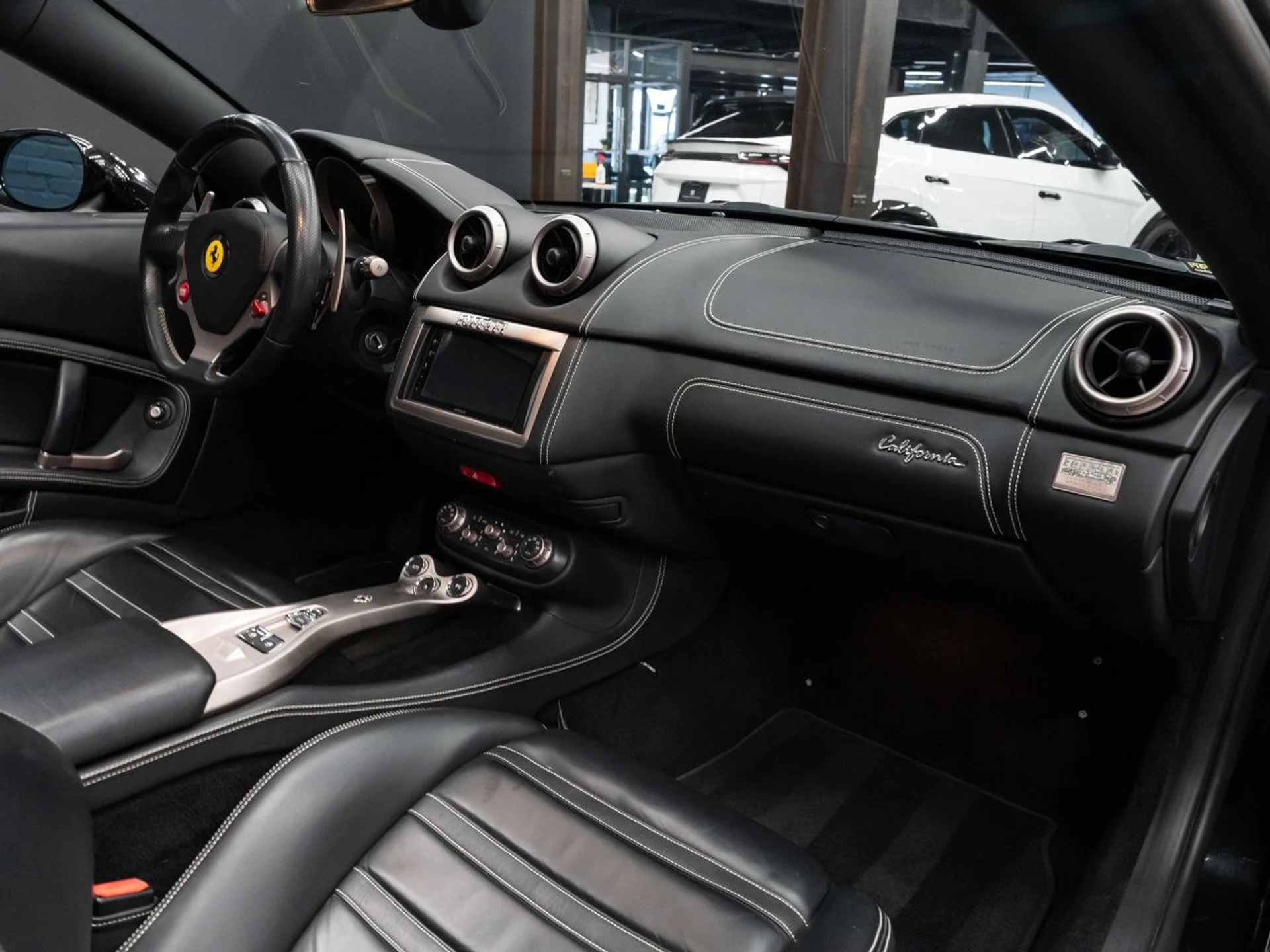 mph120_2857540989_ferrari_california_2011_df229d4f94