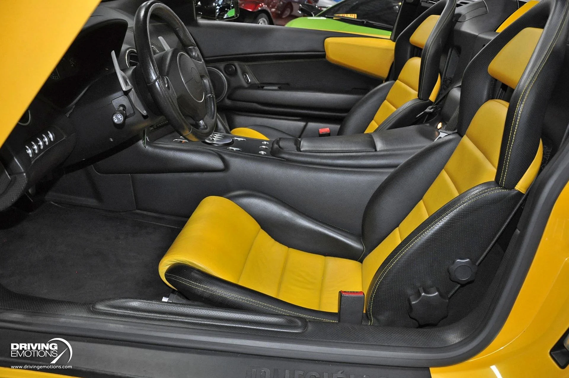 mph120_4008699681_862_p121_l_37ab06bd89