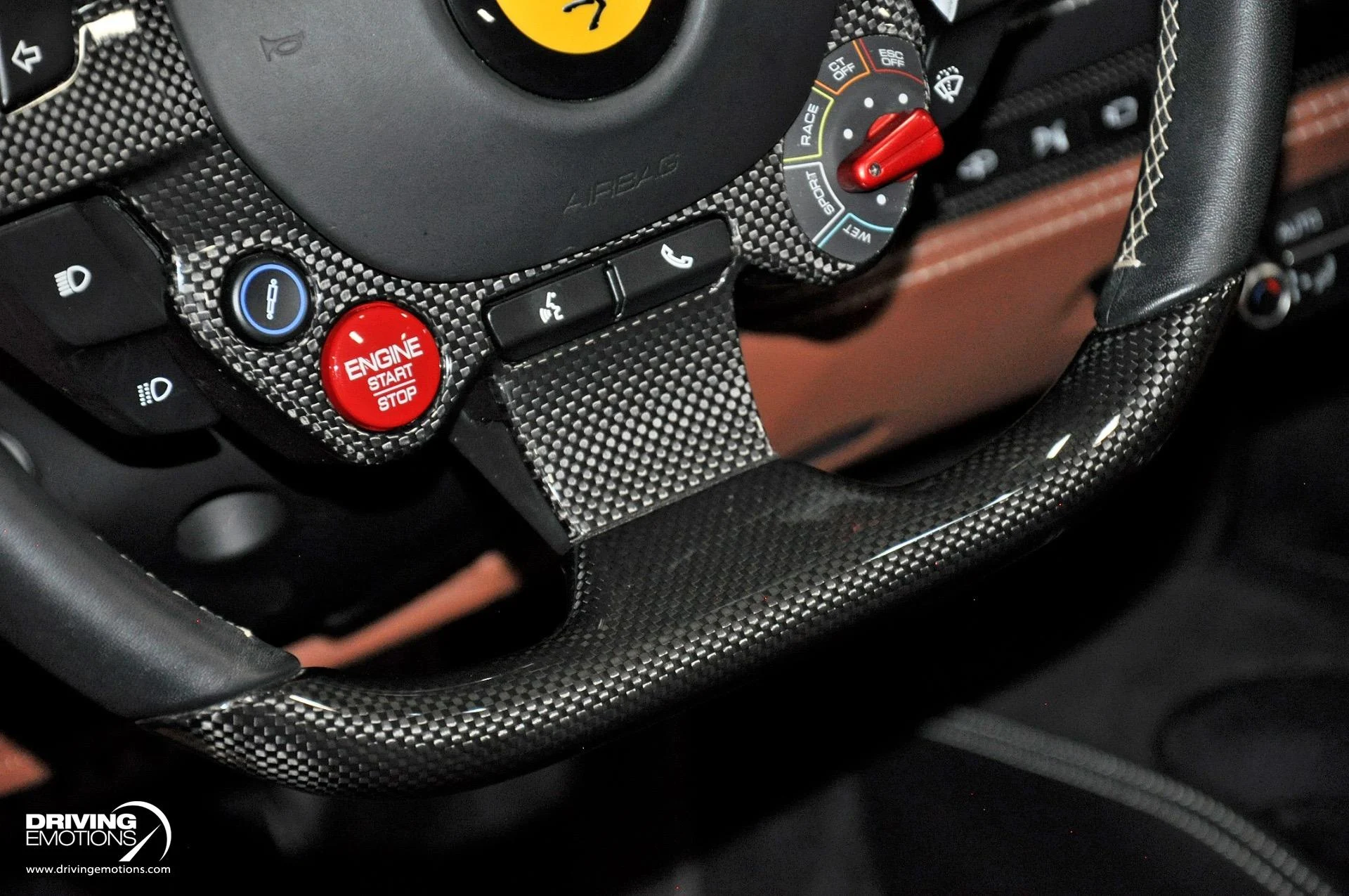 mph120_98092427_896_p121_l_5bc205ea3a