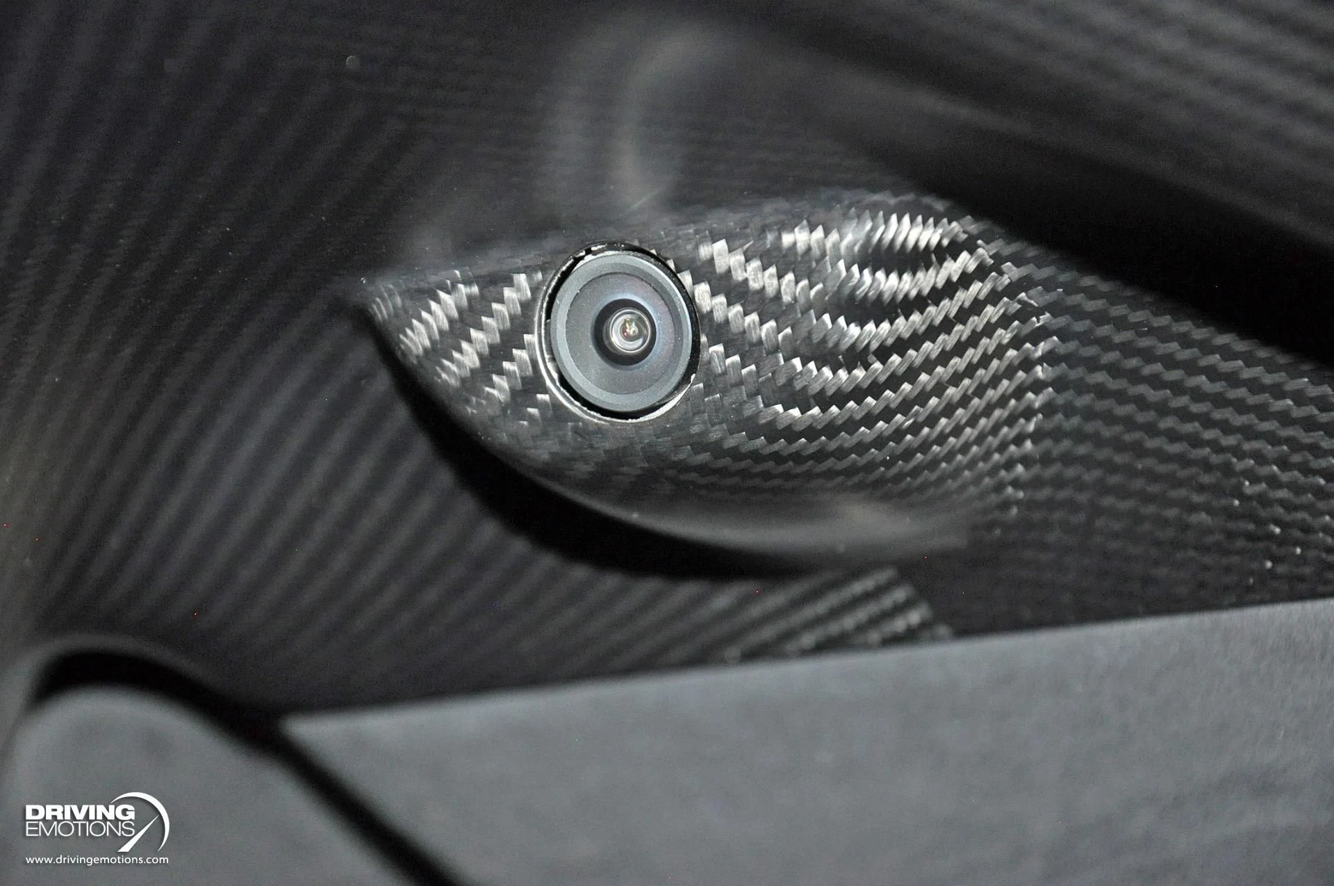 mph121_1109342106_836_p122_l_659b0ca87f