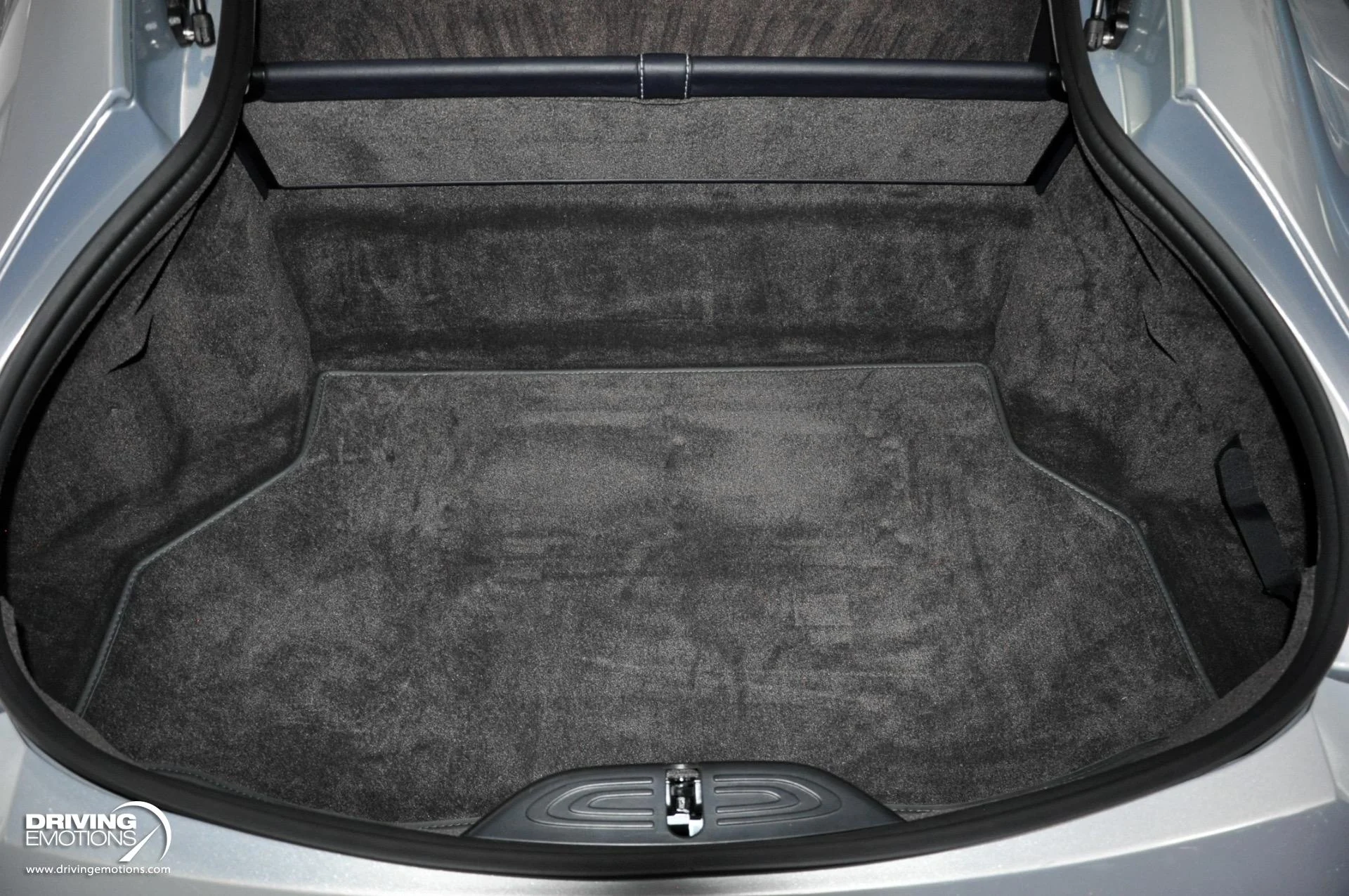 mph121_1201973696_880_p122_l_36b3d6b11d