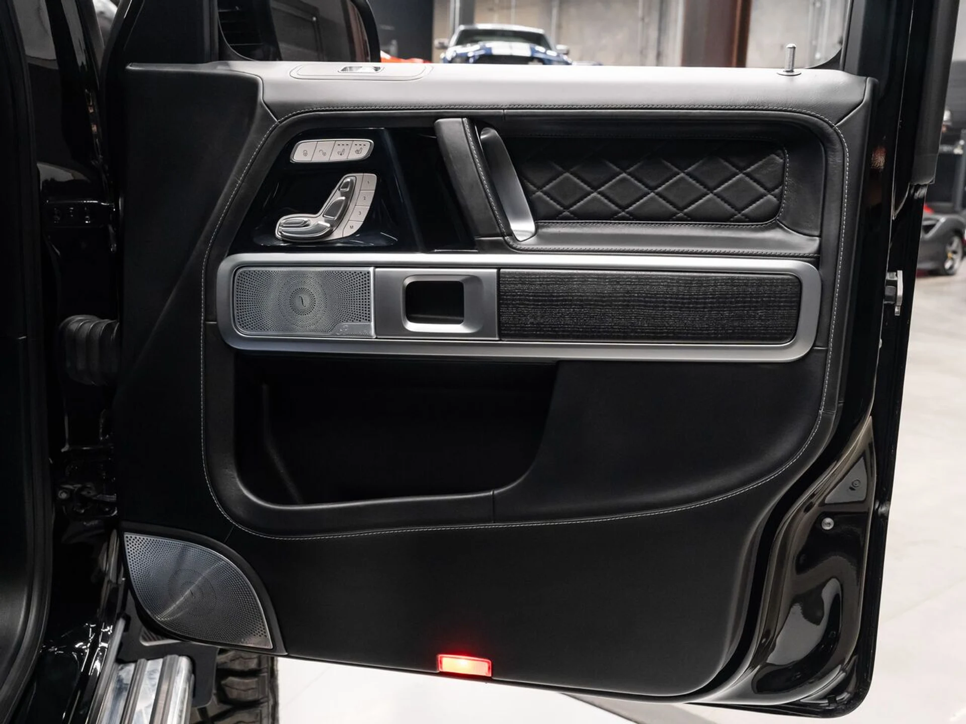 mph121_1745995291_mercedes_benz_g_class_2021_46b5ba01d1