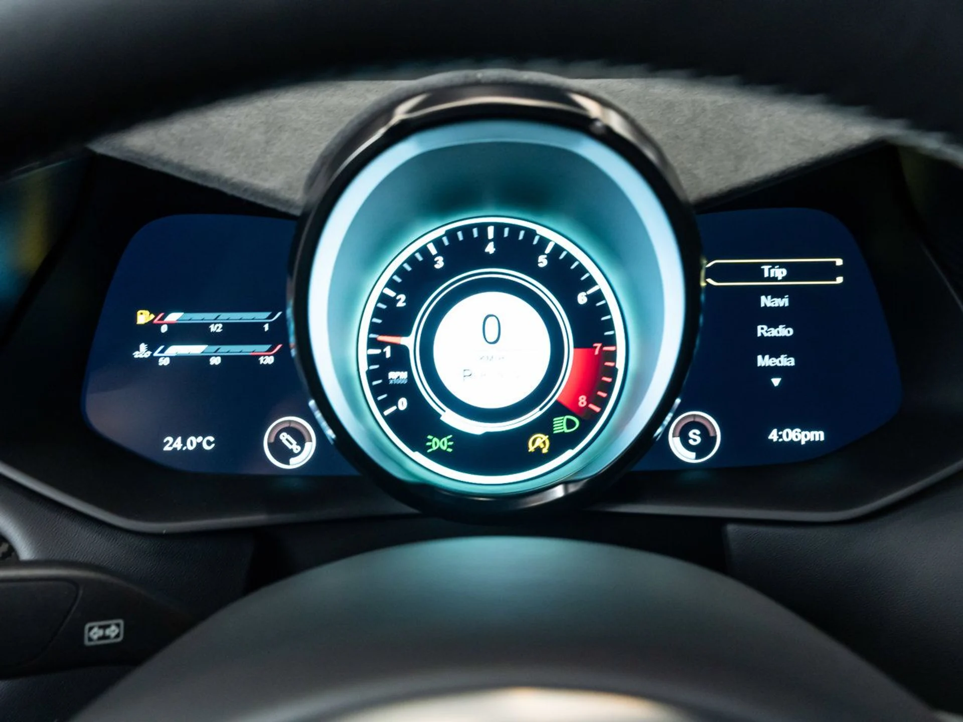 mph121_199163859_aston_martin_vantage_2023_2165d8b2c3