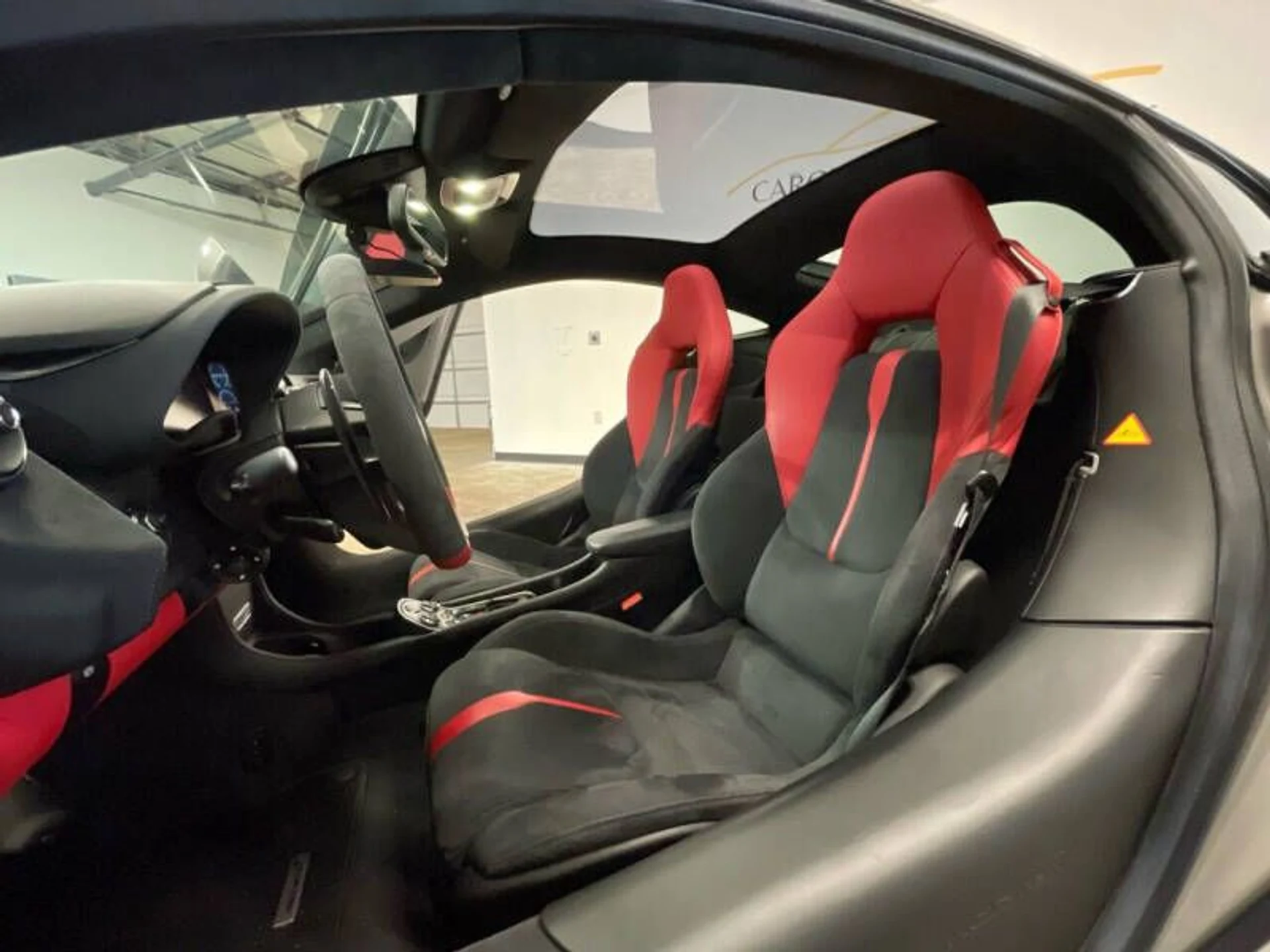 mph121_2681747468_2017_mclaren_570gt_base_2dr_coupe_38bfadfabe
