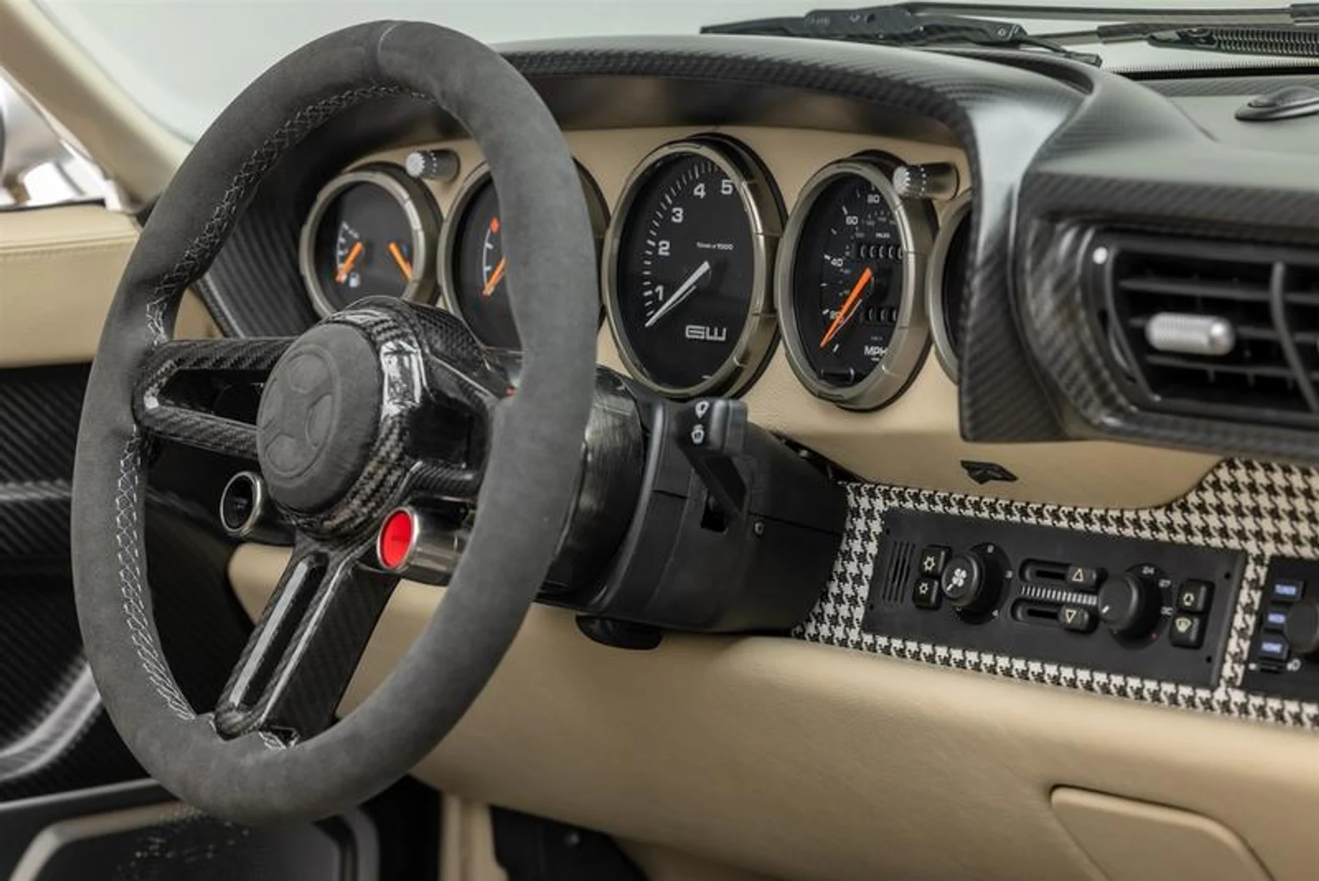 mph121_3518908235_CEF_45_CD_1_9_F83_4_A5_A_A538_A2_F4921_D2_CA_9_13a8832b57