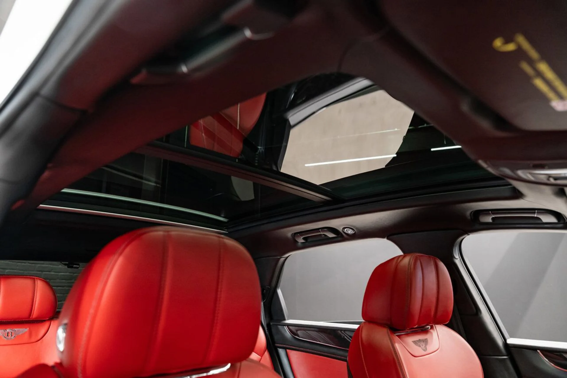 mph121_590423855_bentley_bentayga_2019_912ade4c87