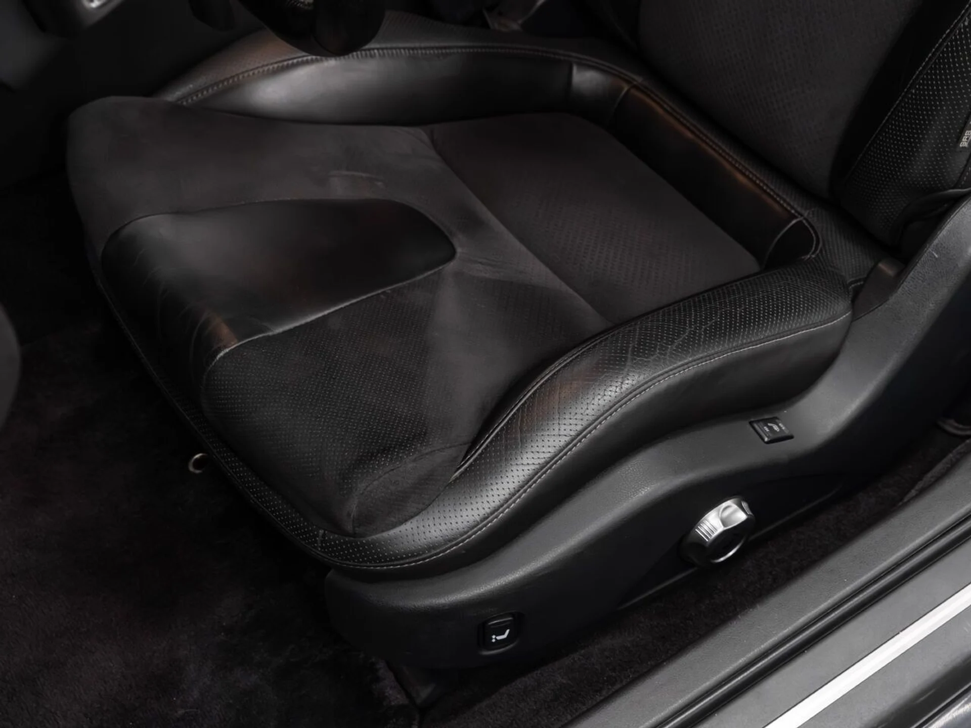 mph121_820075069_nissan_gt_r_2009_b422d26641