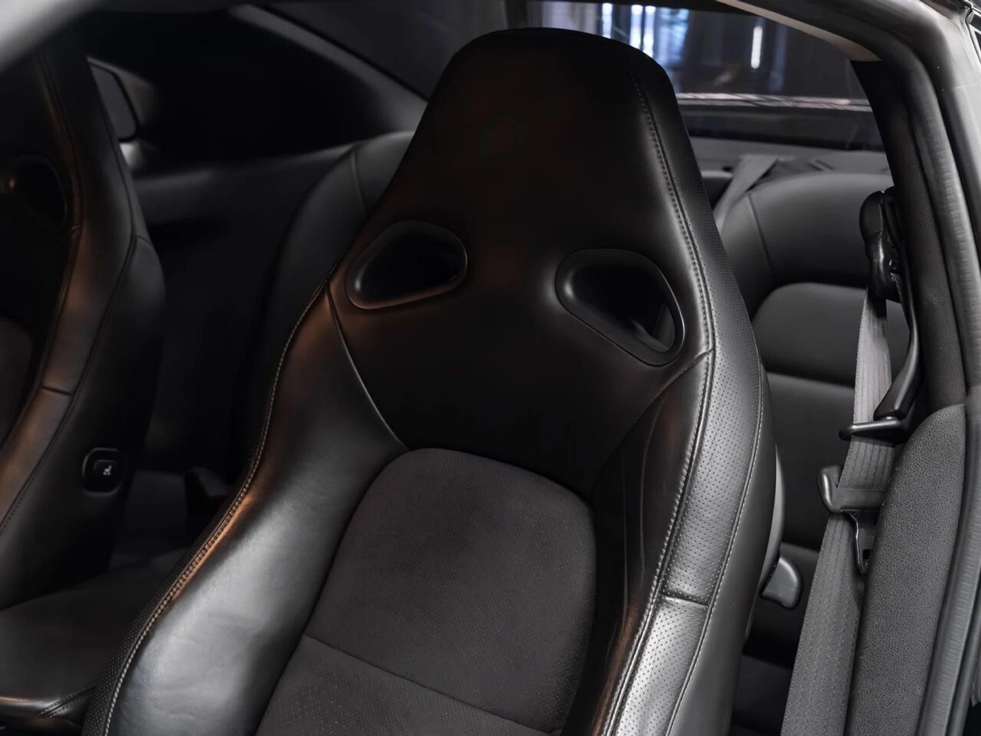 mph122_1259243250_nissan_gt_r_2009_db67291502