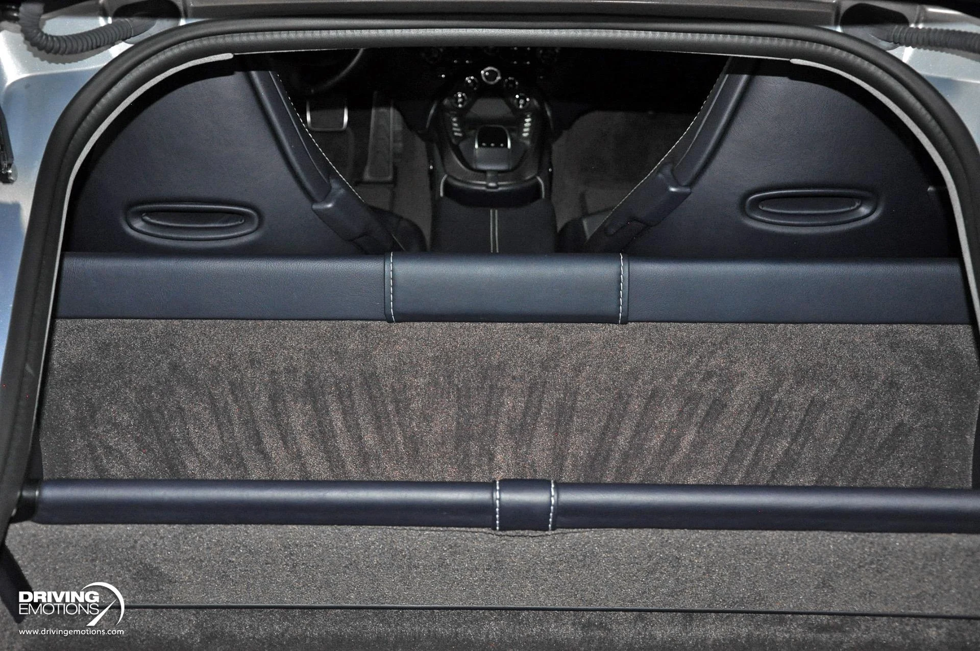 mph122_147747467_880_p123_l_f81f747613