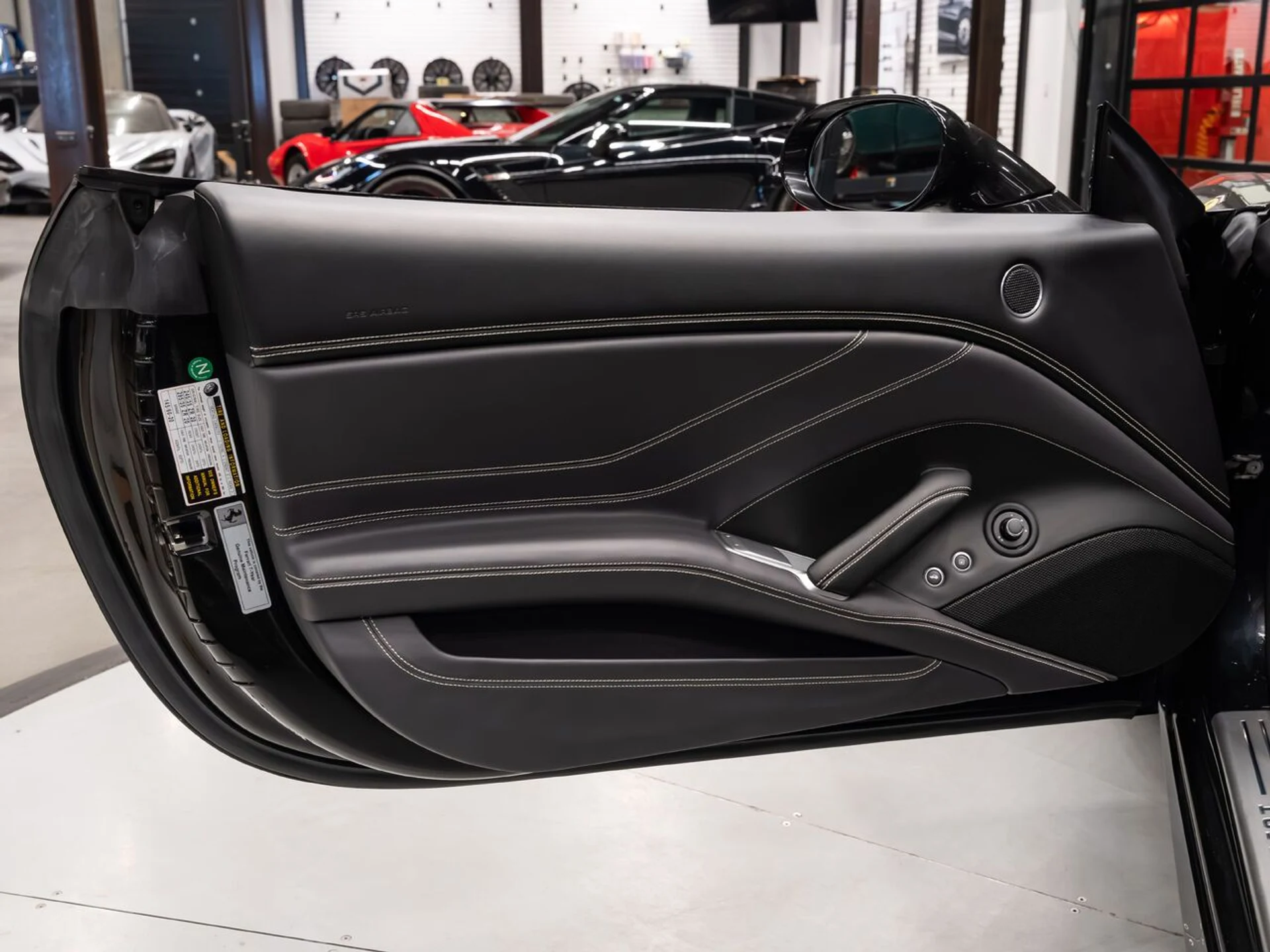 mph122_1615937887_ferrari_california_2015_7d06af1d05