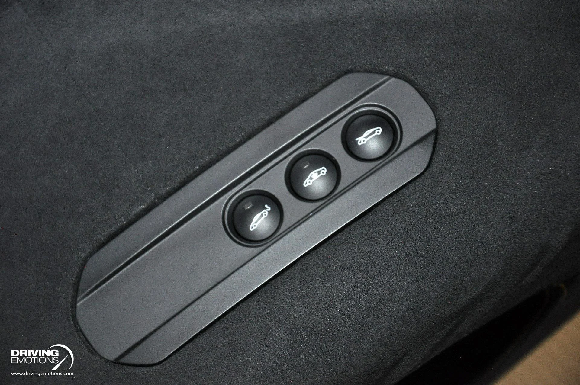 mph122_1907090535_836_p123_l_a092454a55