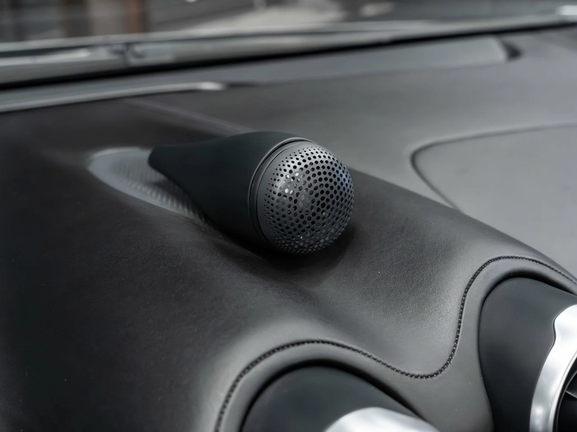 mph122_2145100491_mclaren_570s_2018_04cc3d2cd7